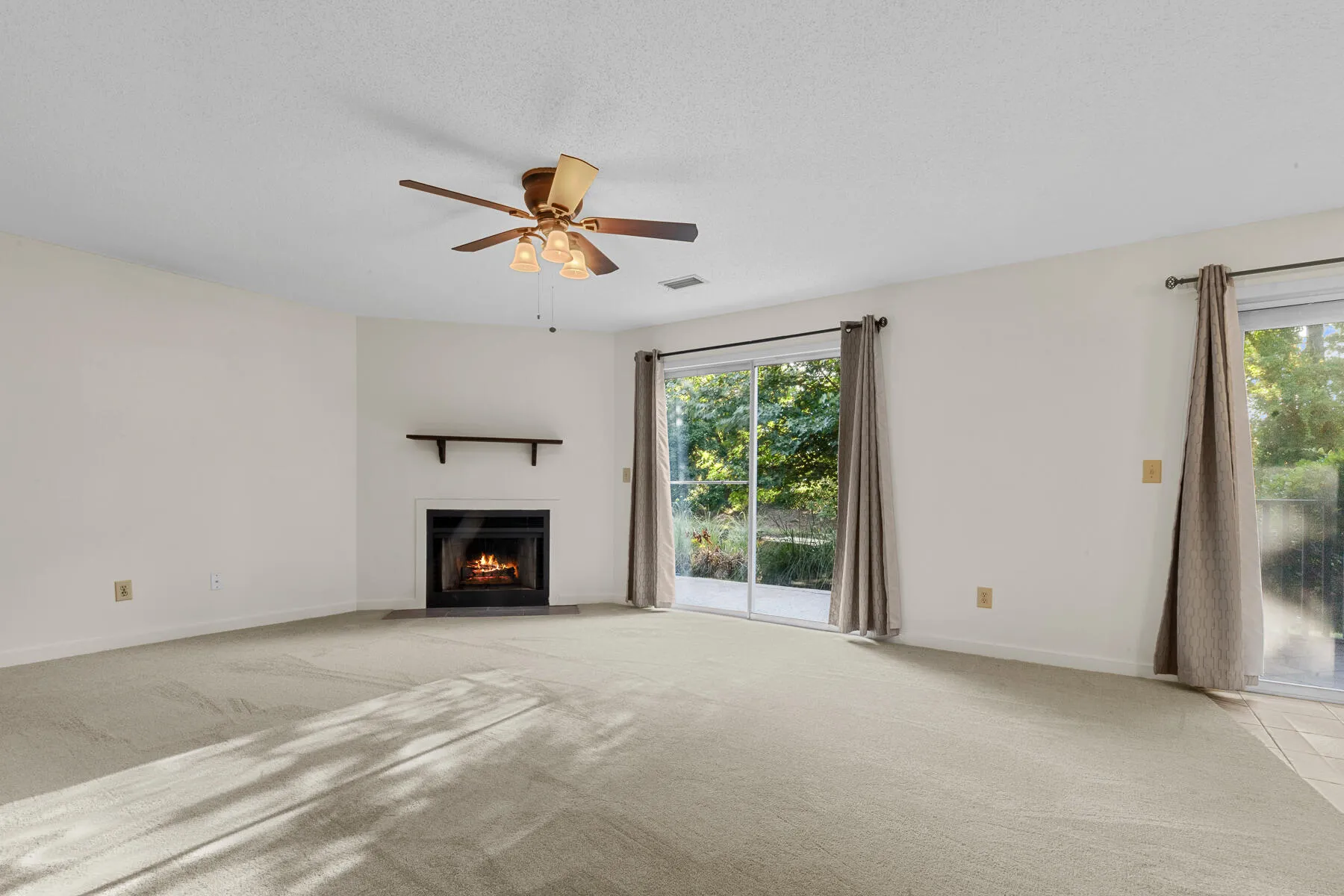 Property image 5 at 7950 Parklane Court C, North Charleston, SC 29418