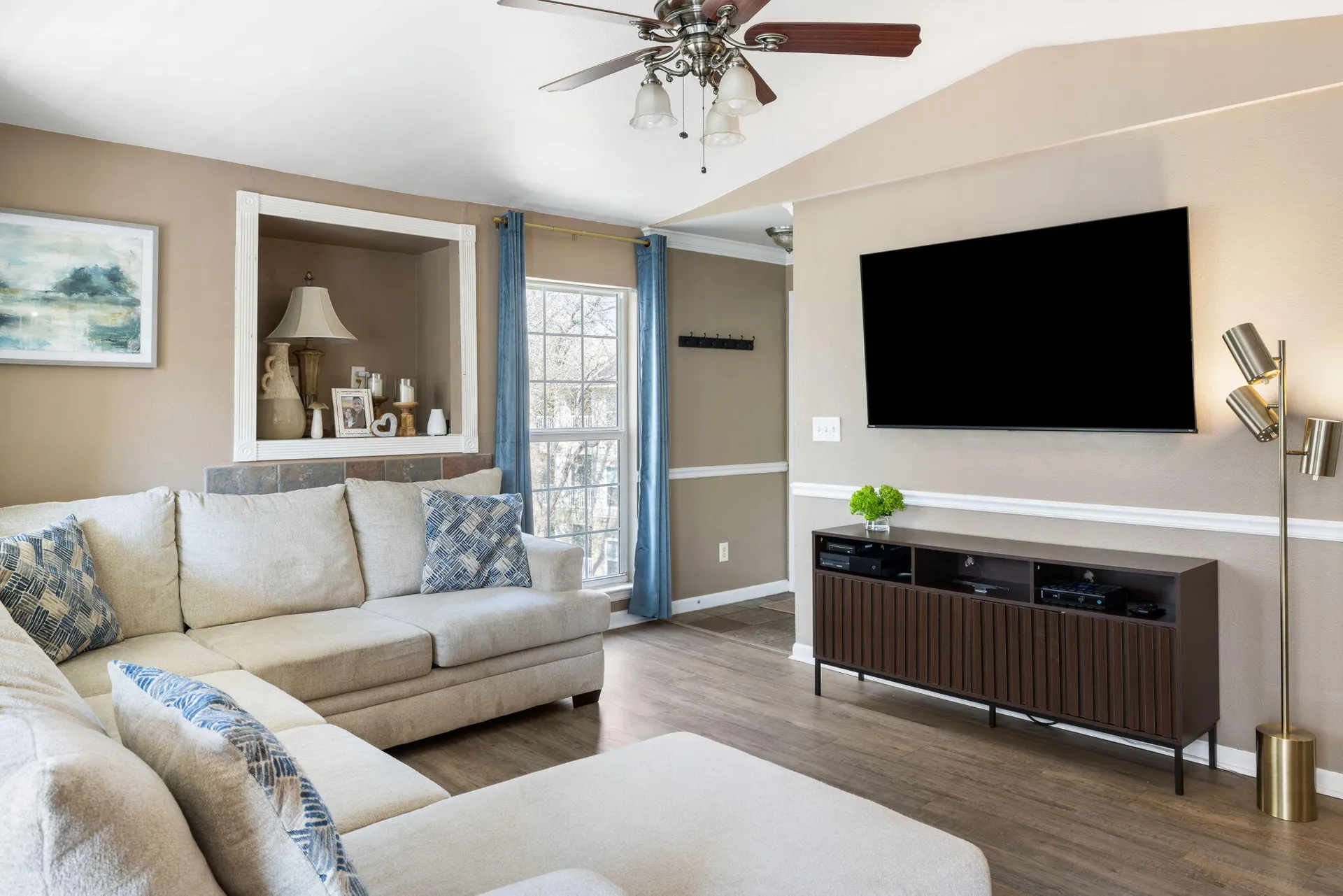 Property image 3 at 700 Daniel Ellis Drive 5302, Charleston, SC 29412