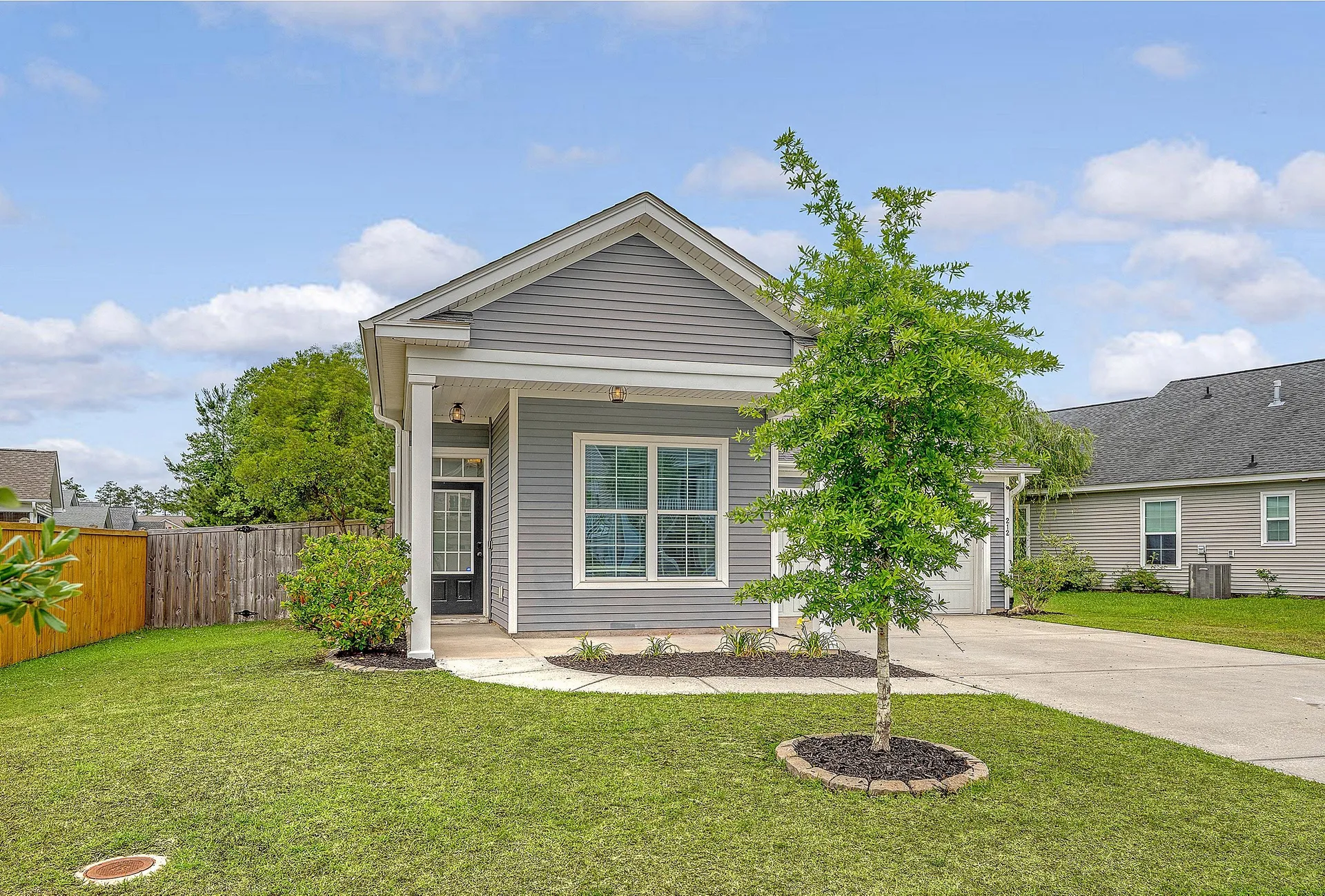 Property image 2 at 212 Palmetto Walk Drive, Summerville, SC 29486