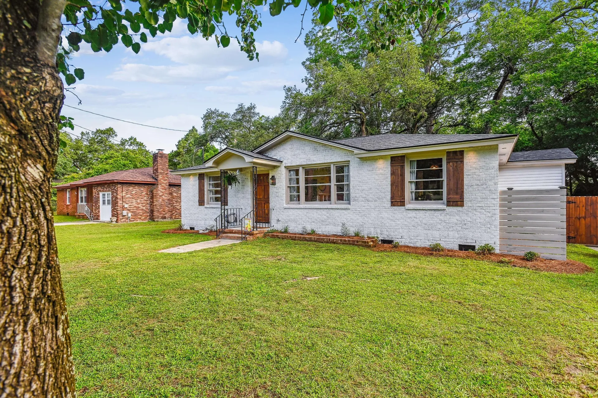 Property image 2 at 111 Circle Drive, Summerville, SC 29485