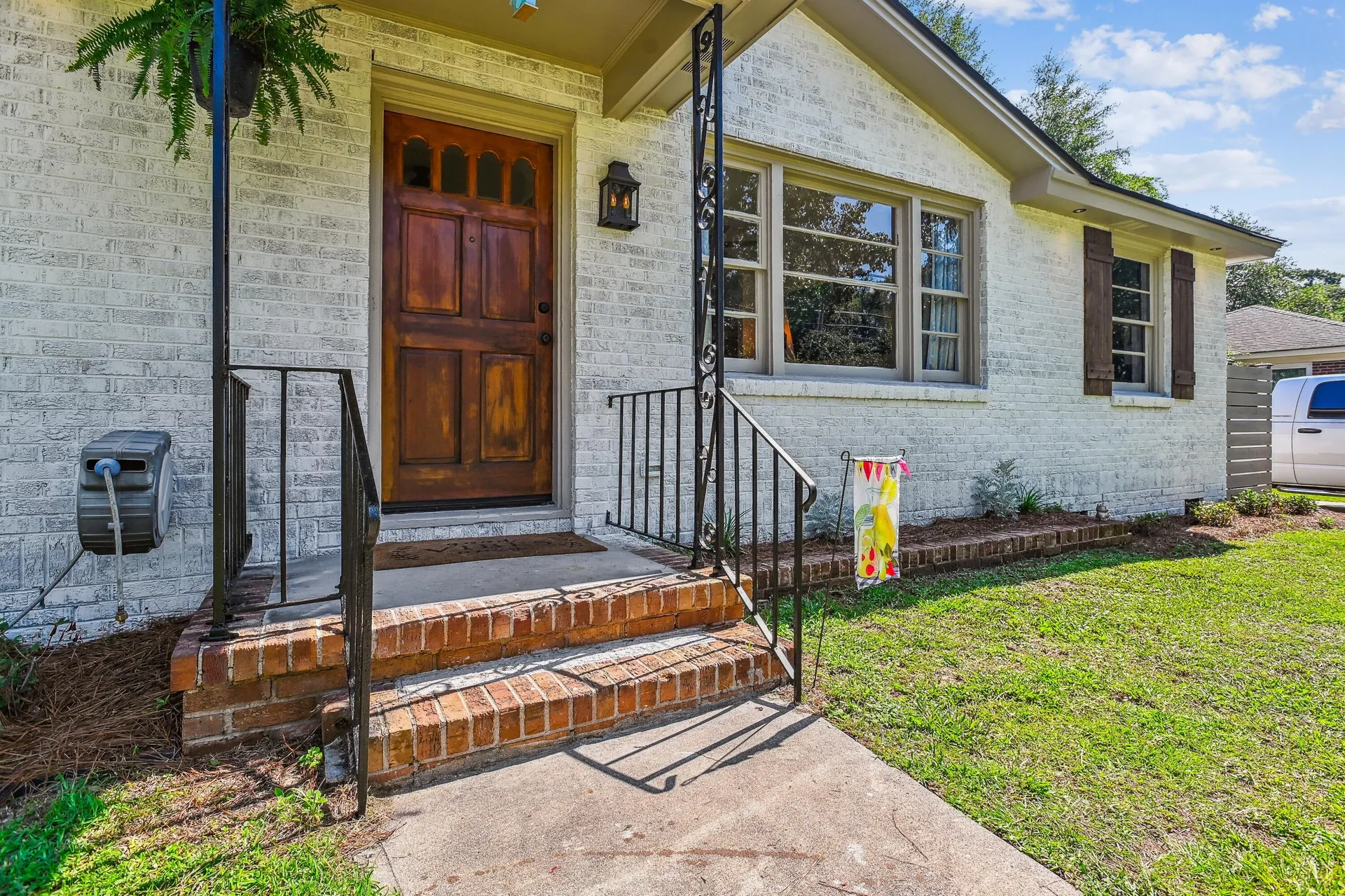 Property image 3 at 111 Circle Drive, Summerville, SC 29485
