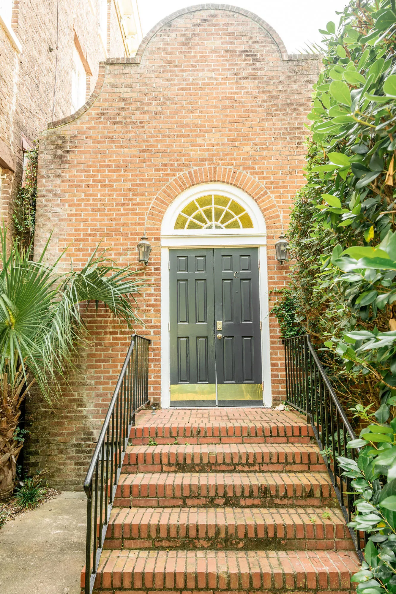 12 Bee Street C