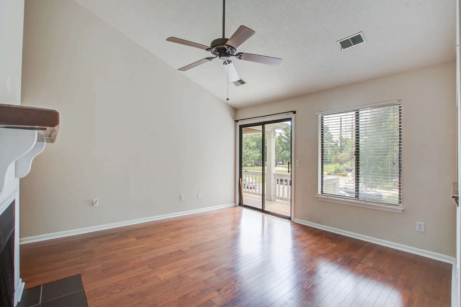 Property image 4 at 2345 Tall Sail Drive L, Charleston, SC 29414