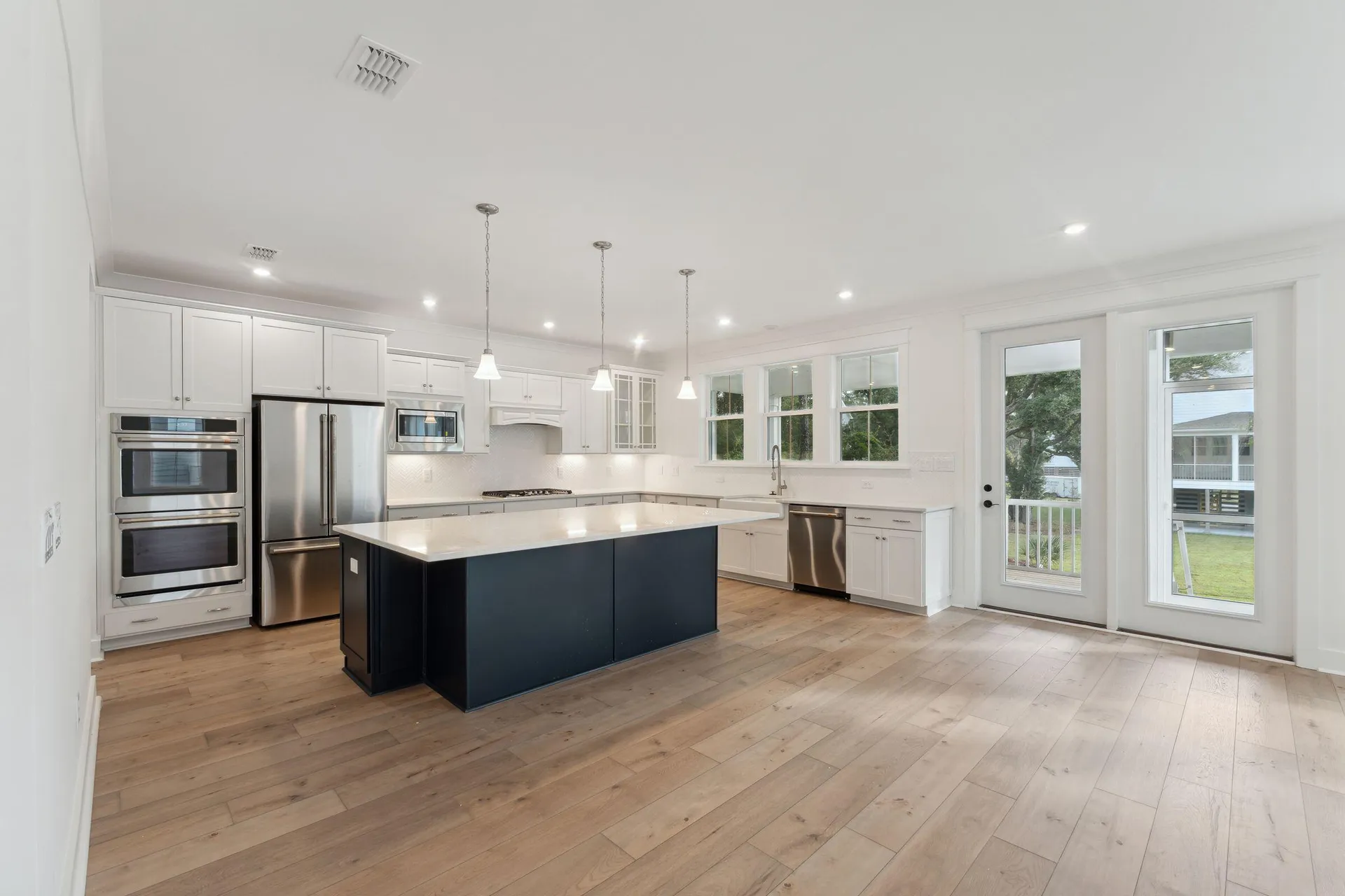 Property image 3 at 1675 Cultivation Lane Drive 458, Mount Pleasant, SC 29466