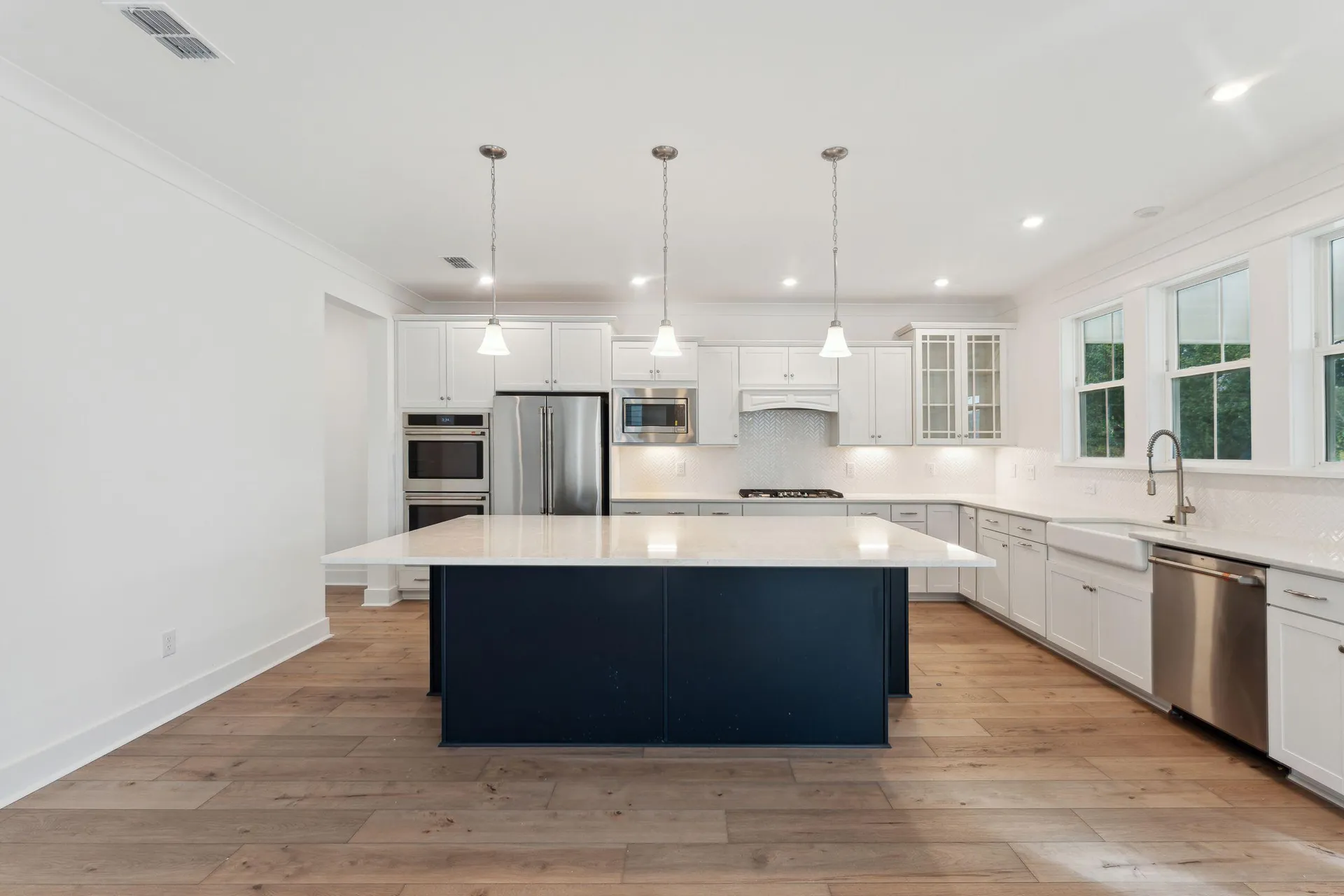 Property image 4 at 1675 Cultivation Lane Drive 458, Mount Pleasant, SC 29466