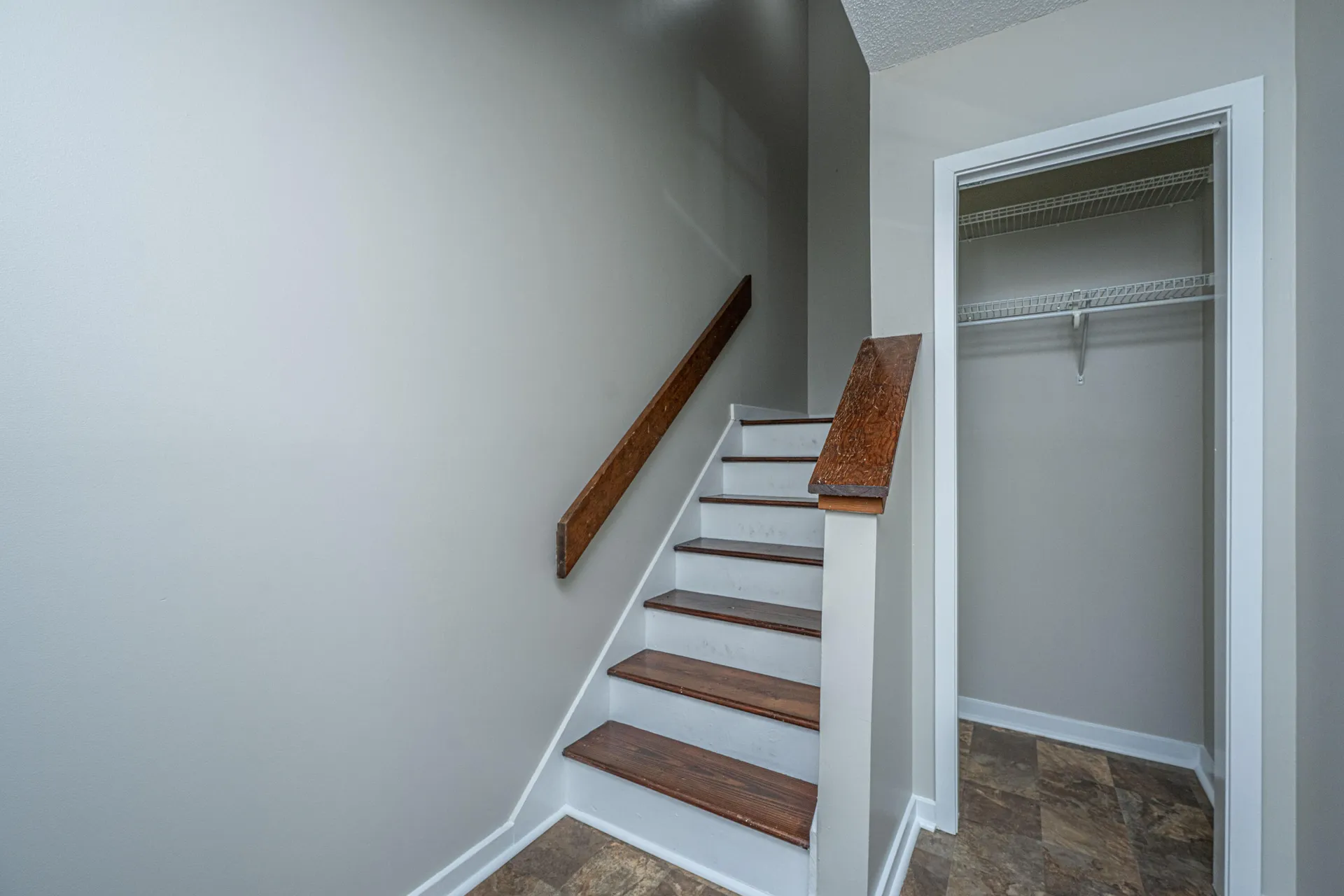 Property image 3 at 7945 Edgebrook Circle Unit G, North Charleston, SC 29418