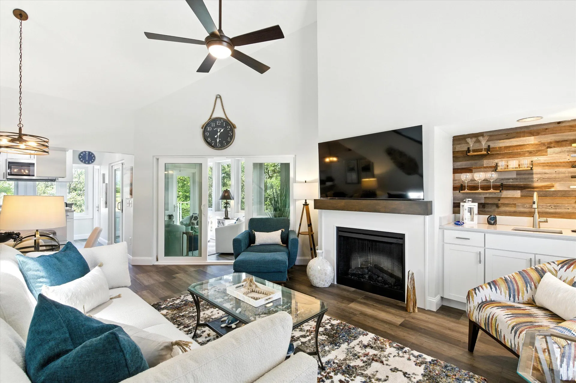 204 Little Oak Island Drive