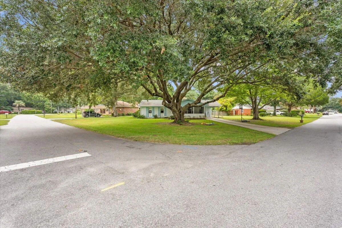 Property image 4 at 1147 Lighthouse Boulevard, Charleston, SC 29412