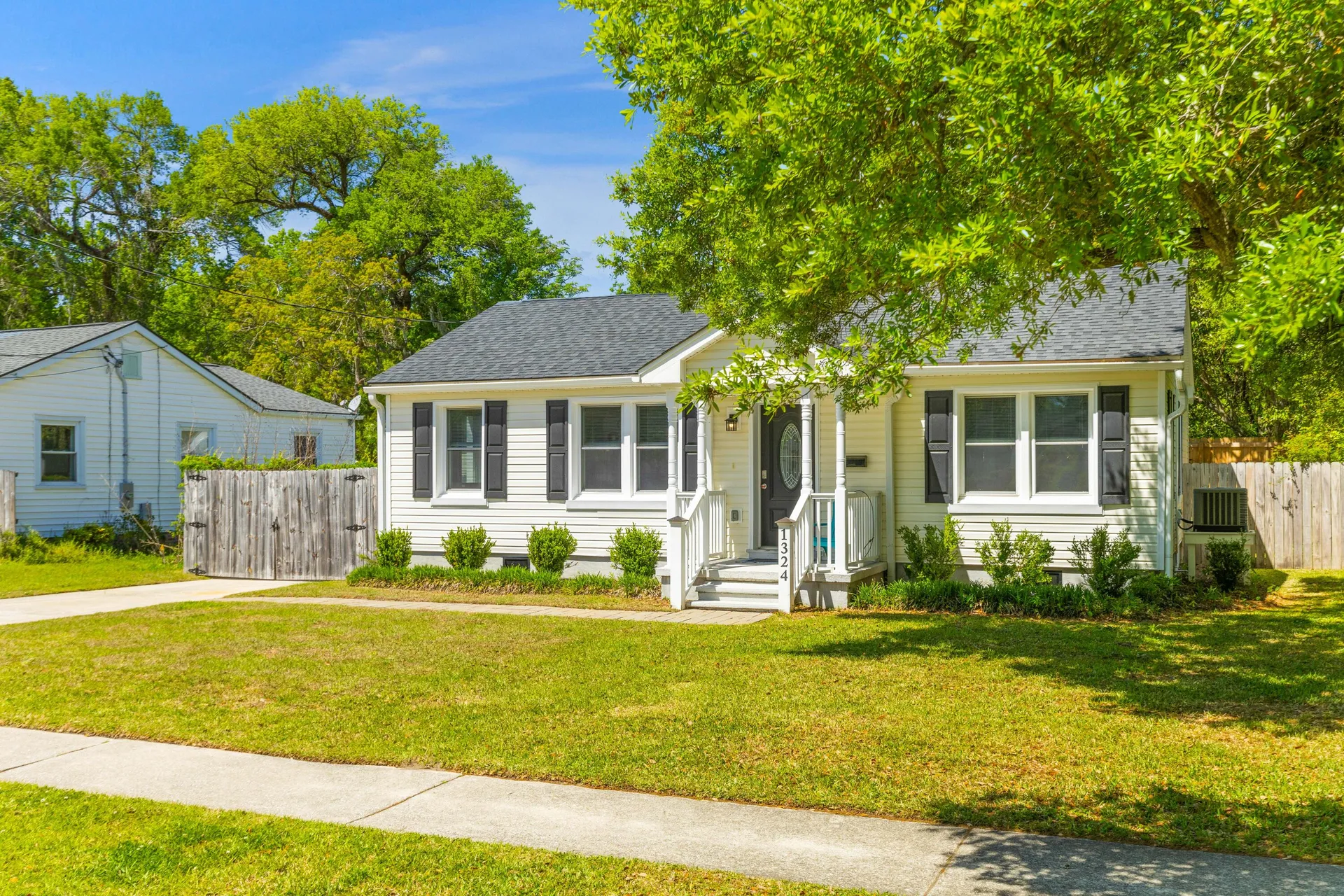 Property image 4 at 1324 Maxwell Street, North Charleston, SC 29405