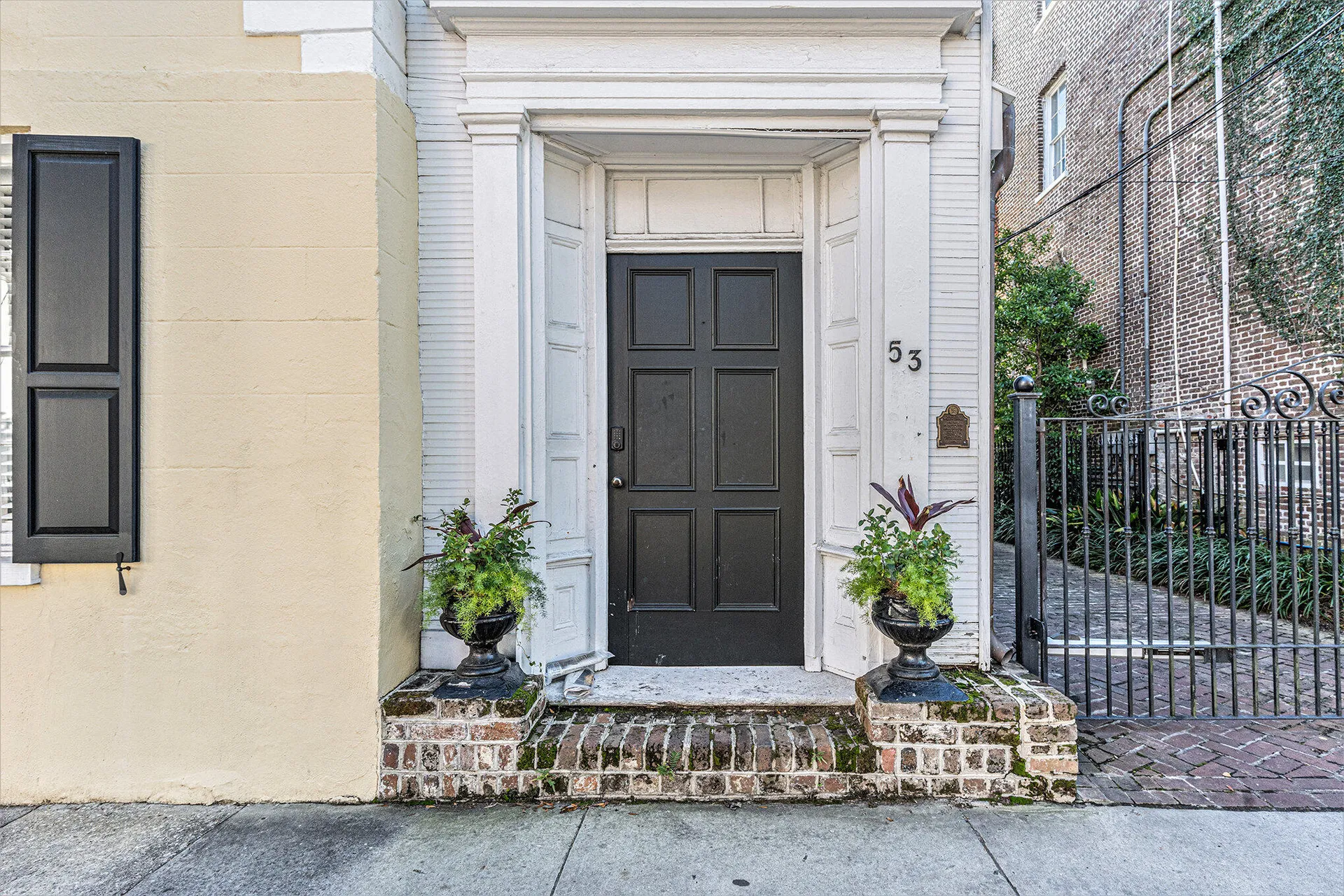 Property image 3 at 53 Hasell Street Street H, Charleston, SC 29401