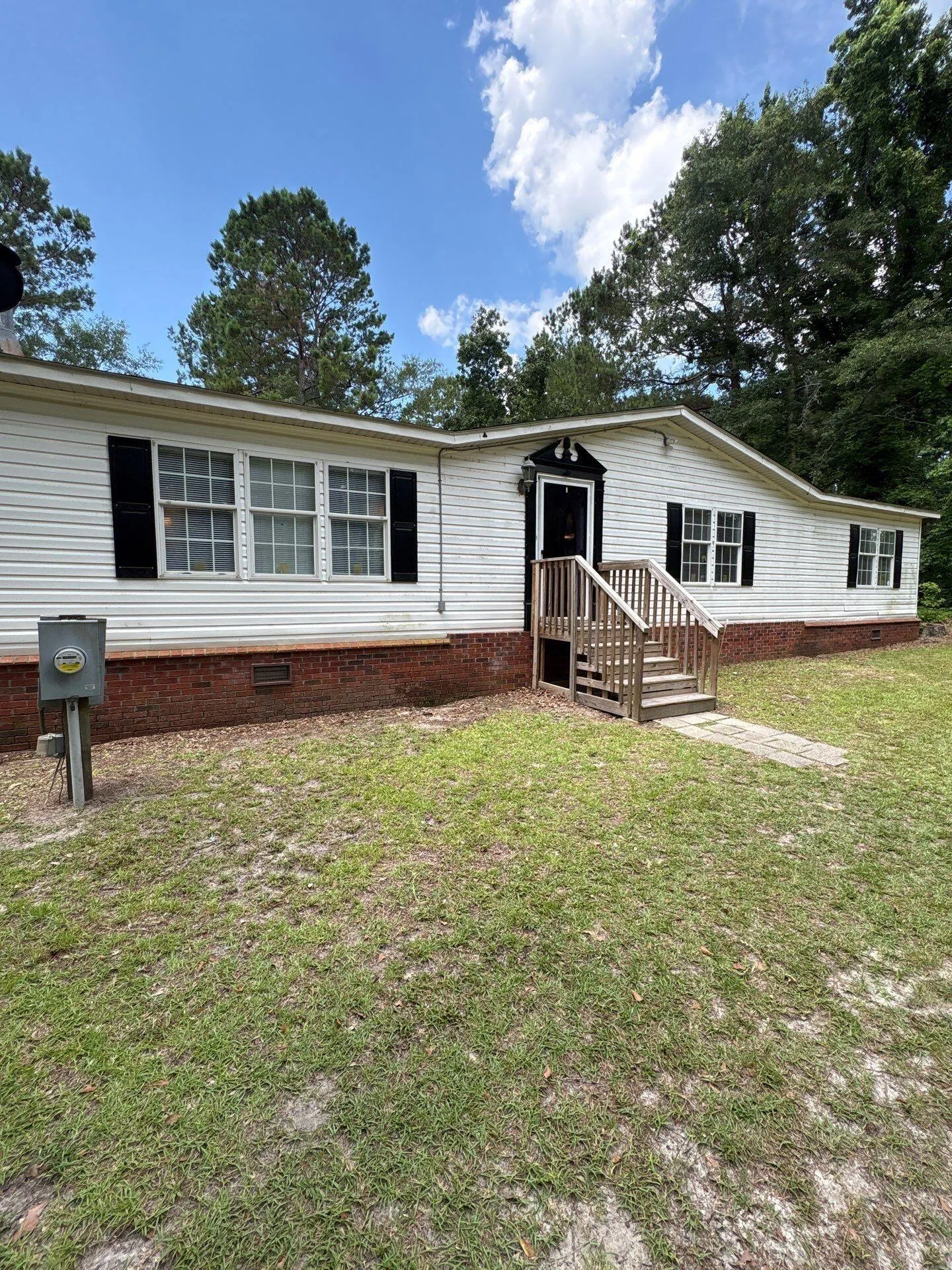 1093 Tobacco Road