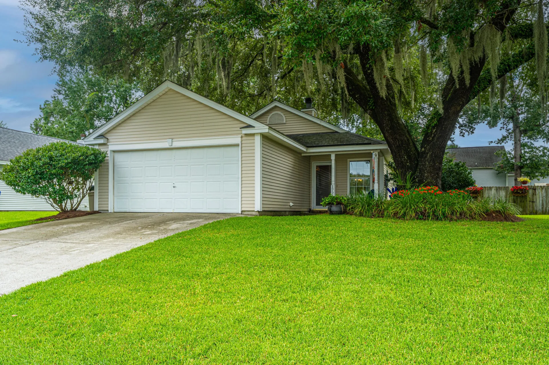 Property image 2 at 172 Droos Way, Charleston, SC 29414