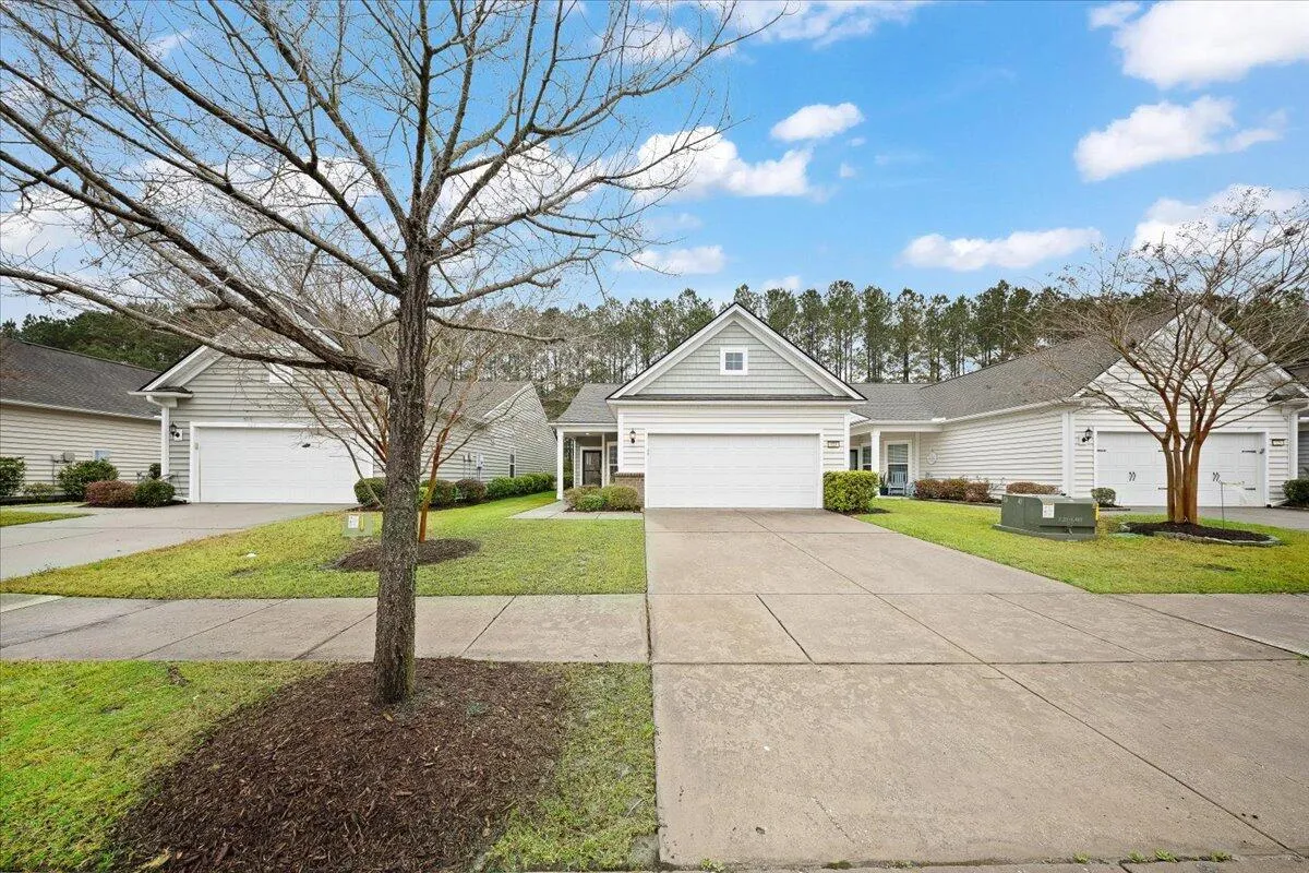 Property image 2 at 523 Eastern Isle Avenue, Summerville, SC 29486