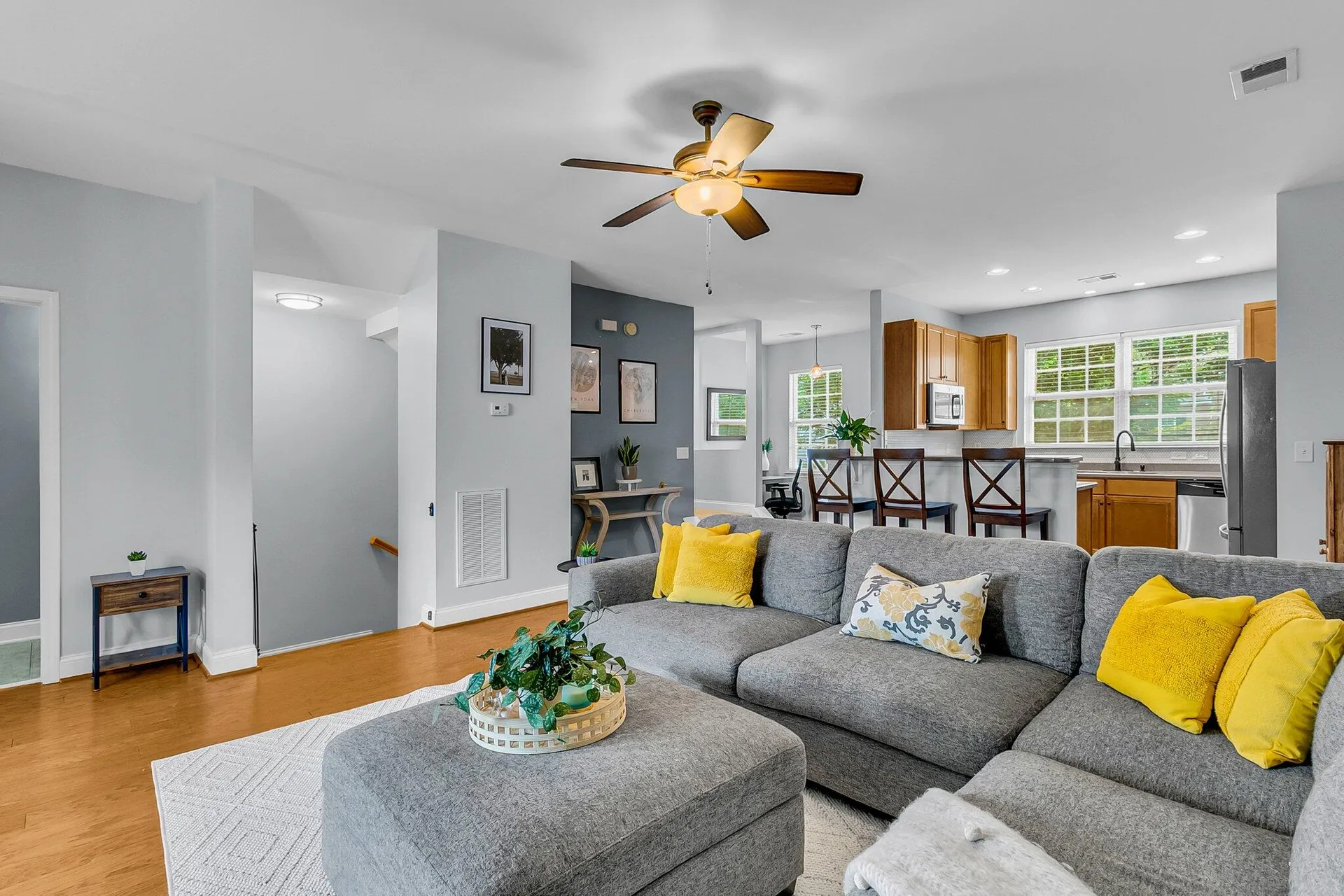 Property image 2 at 4060 Hartland Street, Charleston, SC 29414