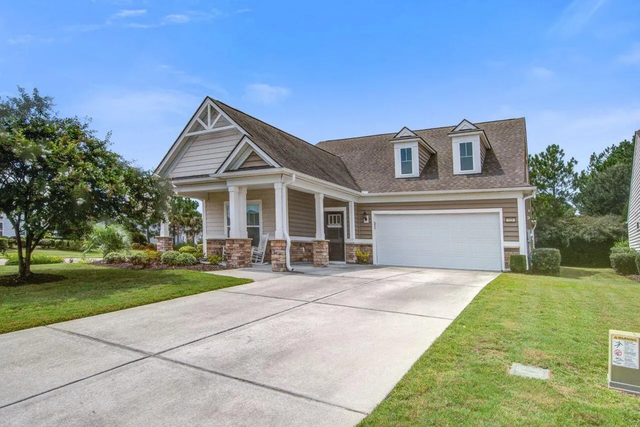 521 Tranquil Waters Way