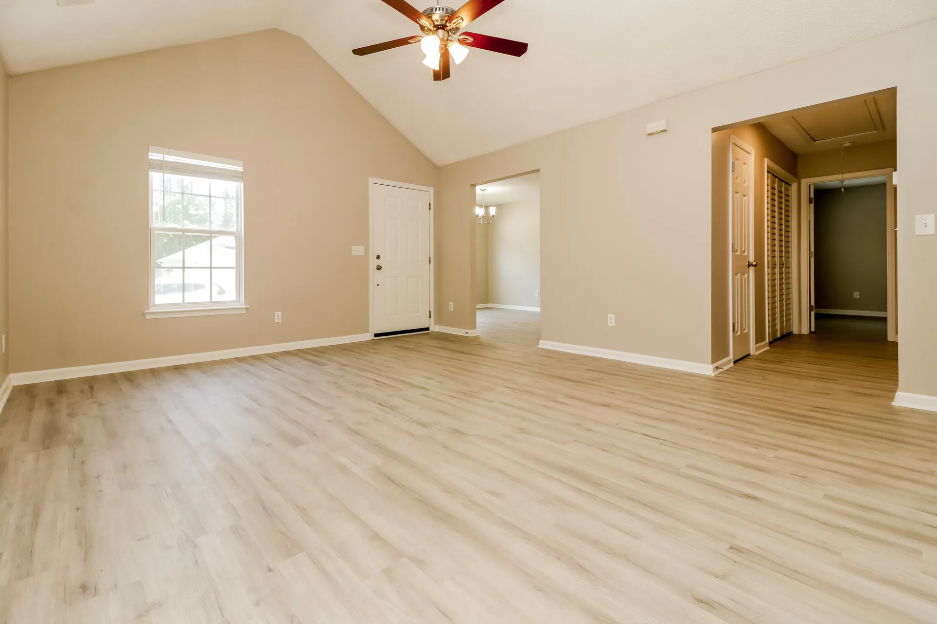 Property image 2 at 258 Trickle Drive, Summerville, SC 29483