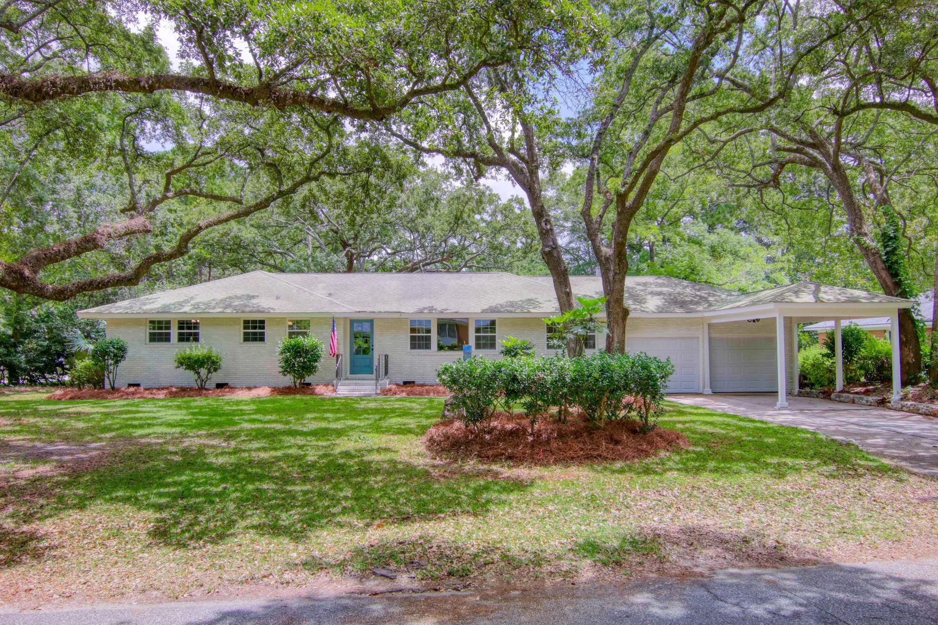 Property image 2 at 1134 Mim Avenue, Charleston, SC 29407