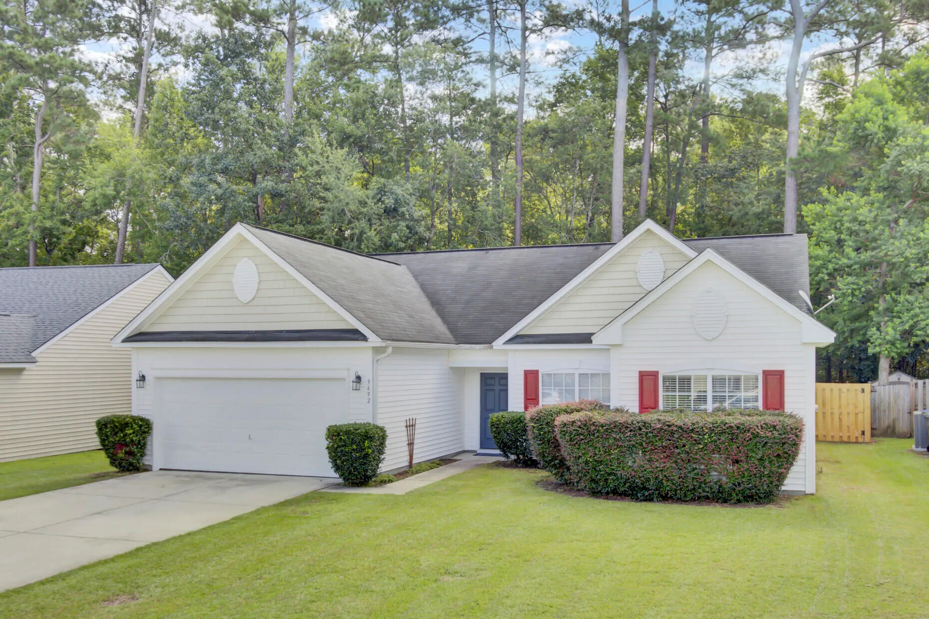Property image 2 at 9692 Stockport Circle, Summerville, SC 29485