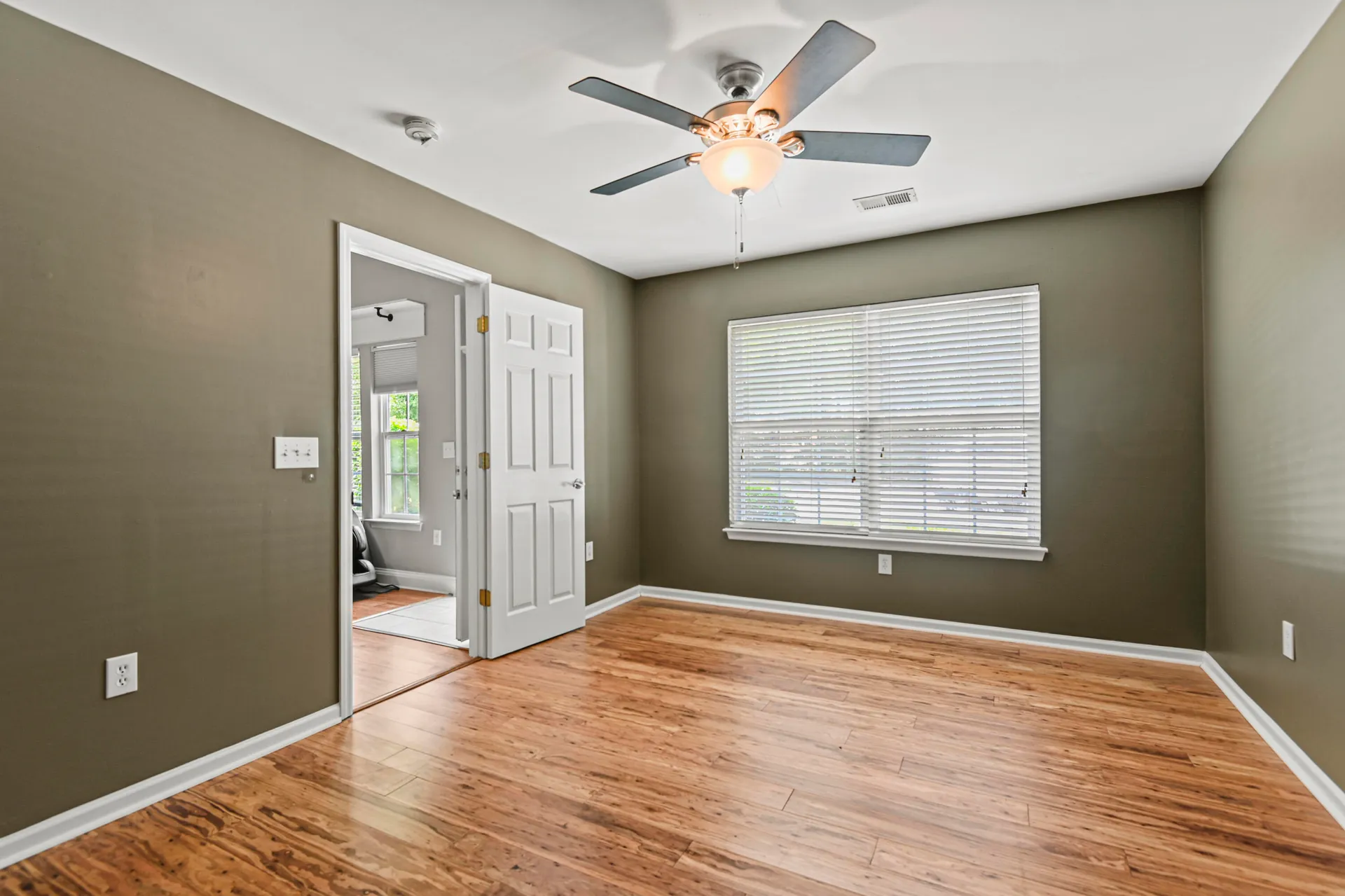 Property image 5 at 1005 Pine Bluff Drive, Summerville, SC 29483