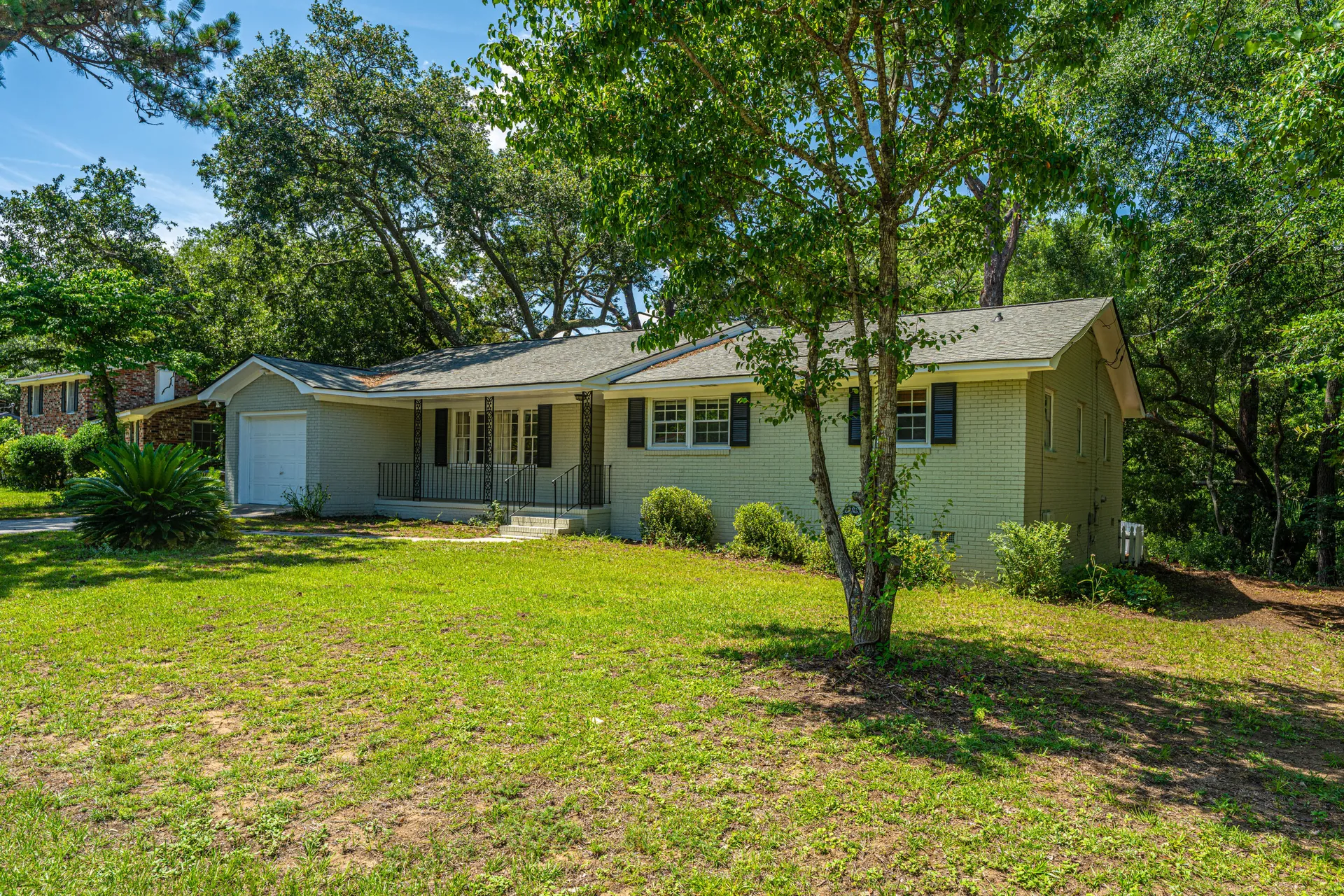 Property image 2 at 734 Waterloo Street, Charleston, SC 29412