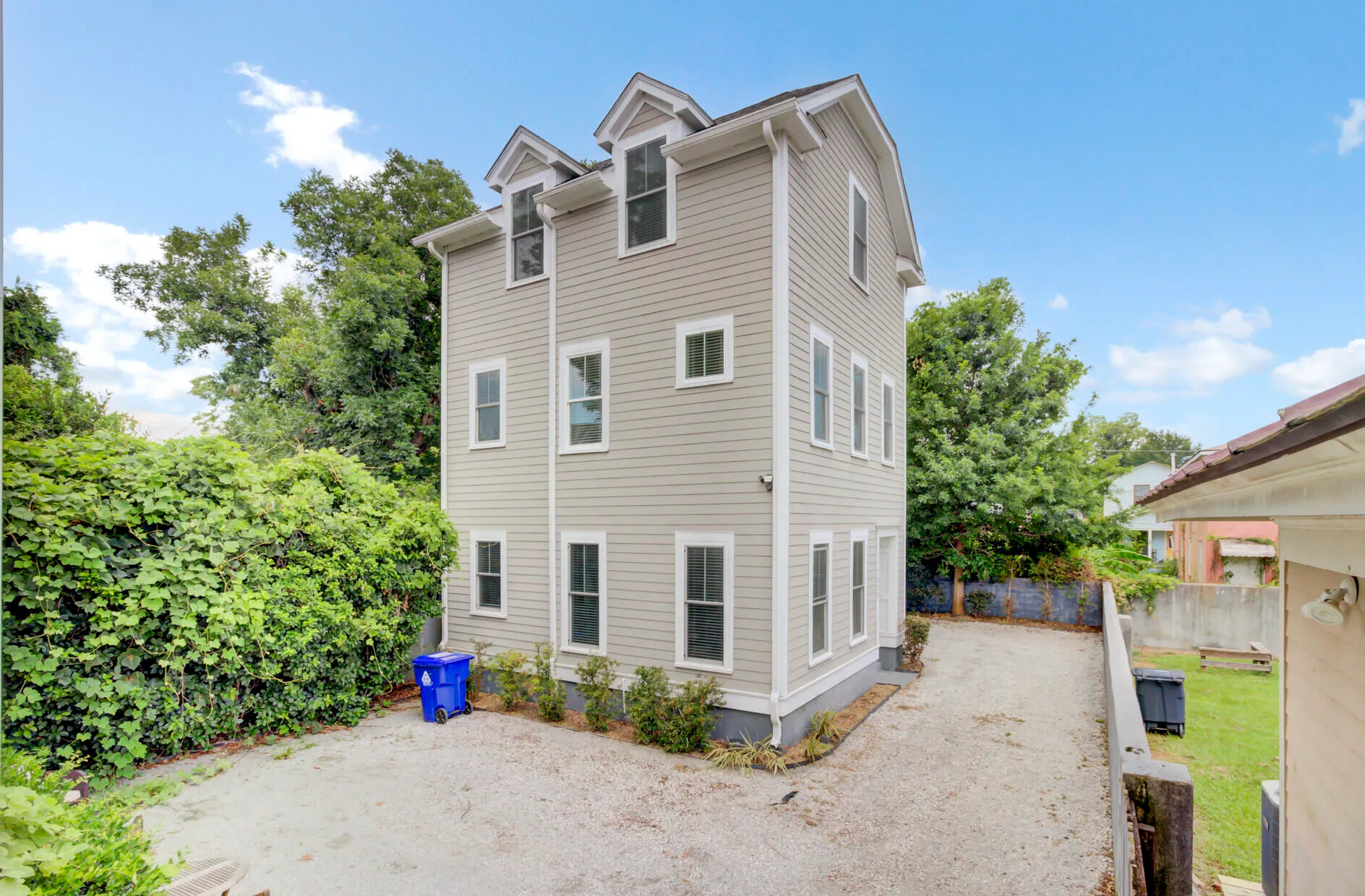 Property image 2 at 782 Rutledge Avenue D, Charleston, SC 29403