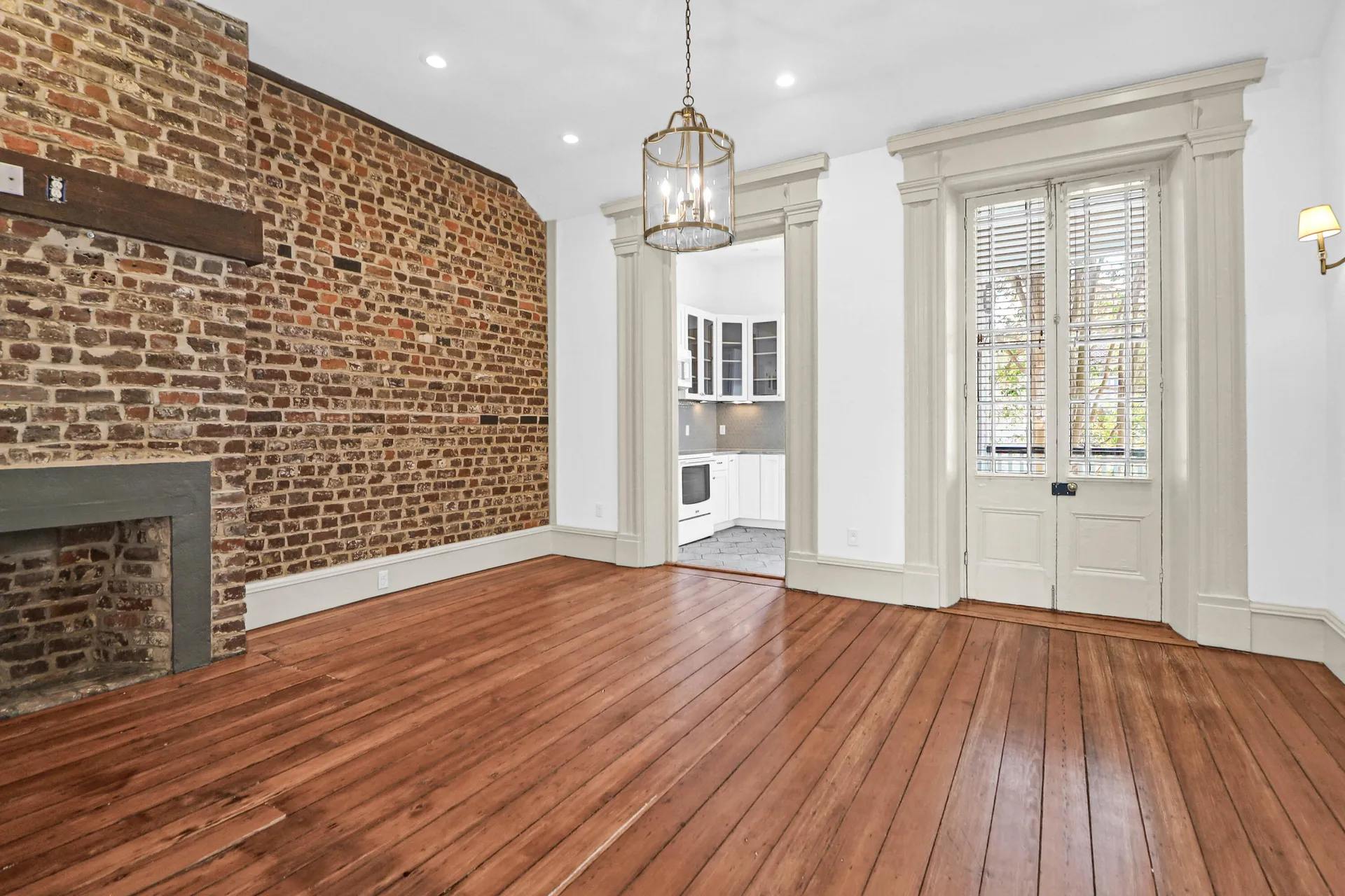 Property image 3 at 35 Society Street D, Charleston, SC 29401