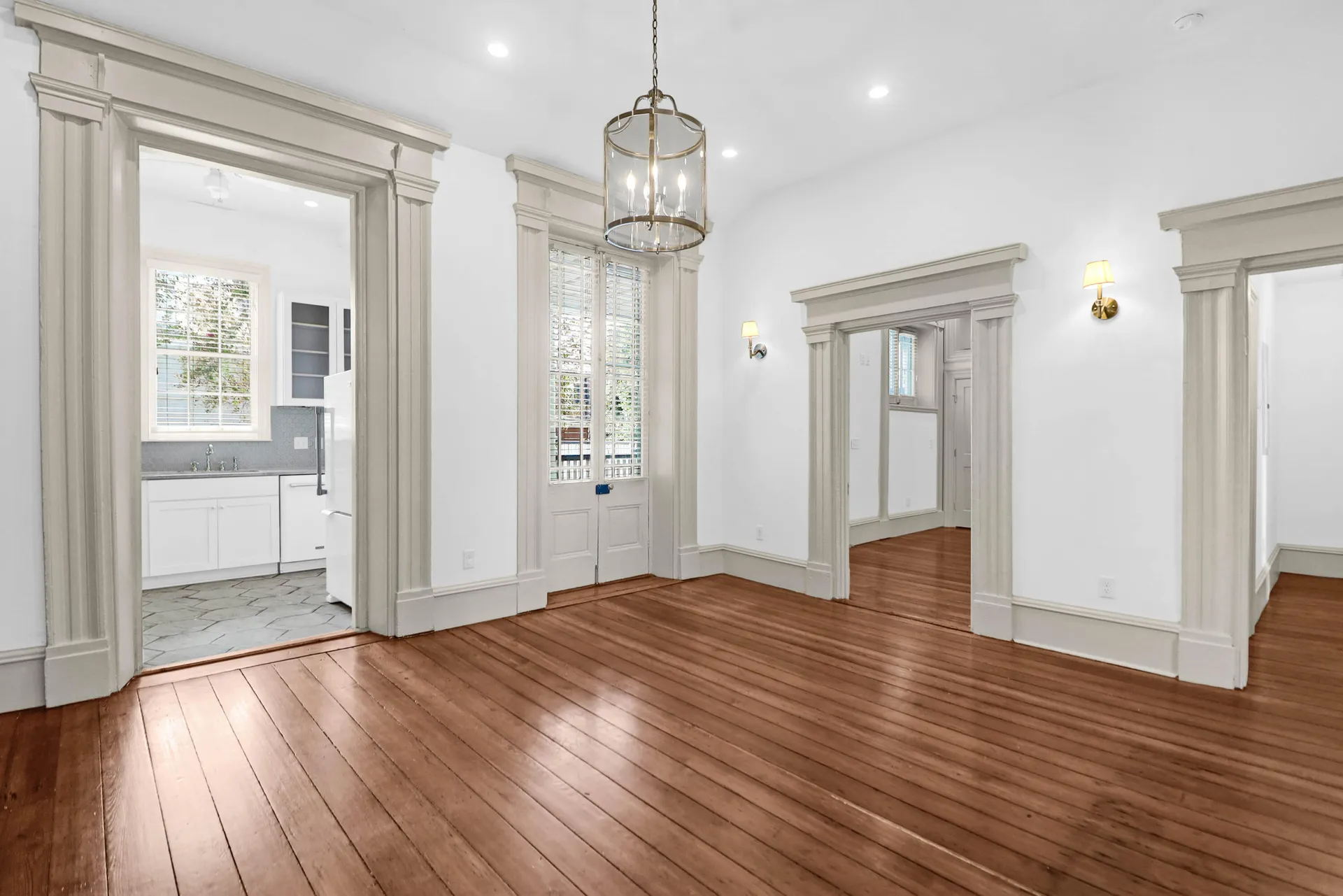 Property image 4 at 35 Society Street D, Charleston, SC 29401