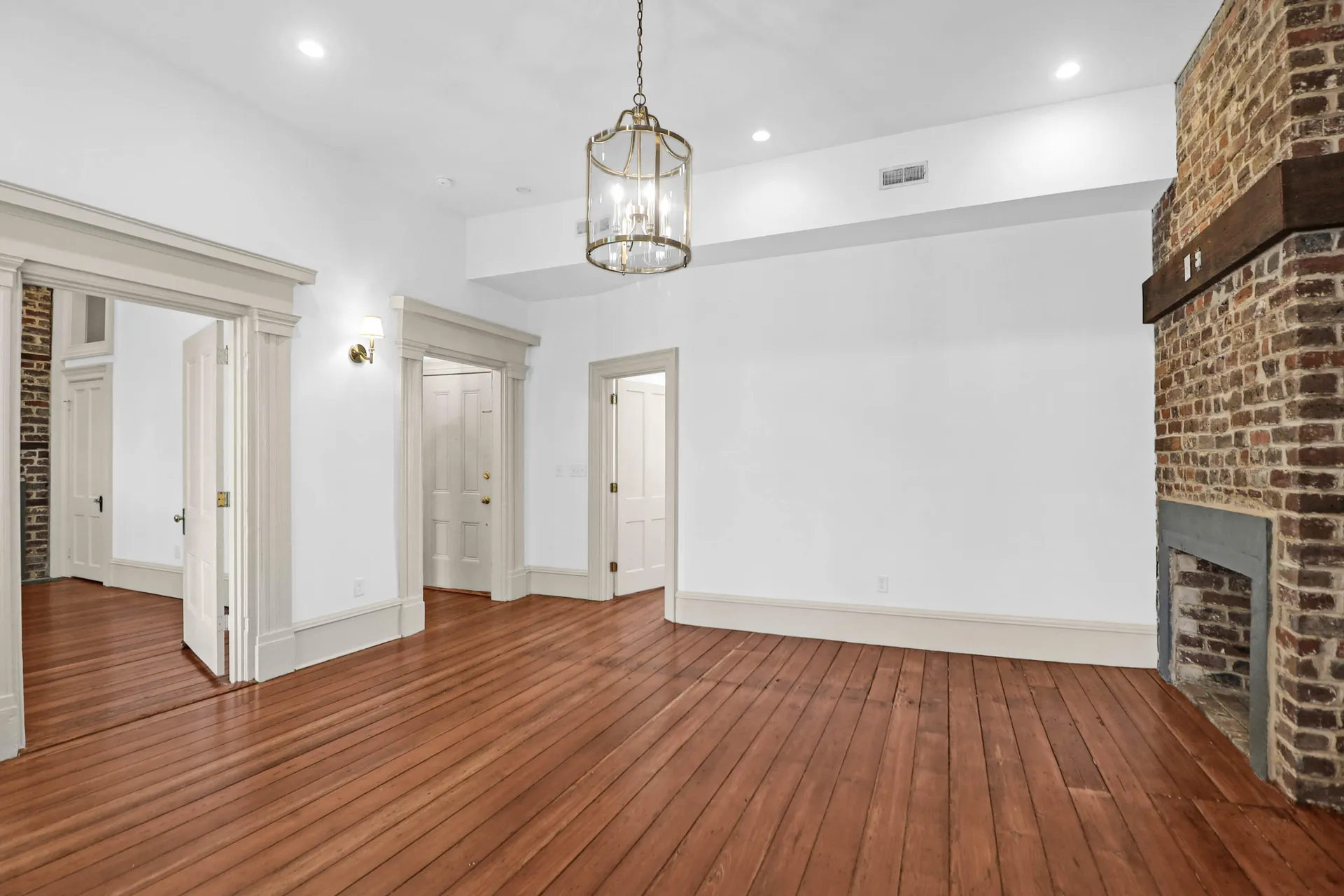 Property image 5 at 35 Society Street D, Charleston, SC 29401