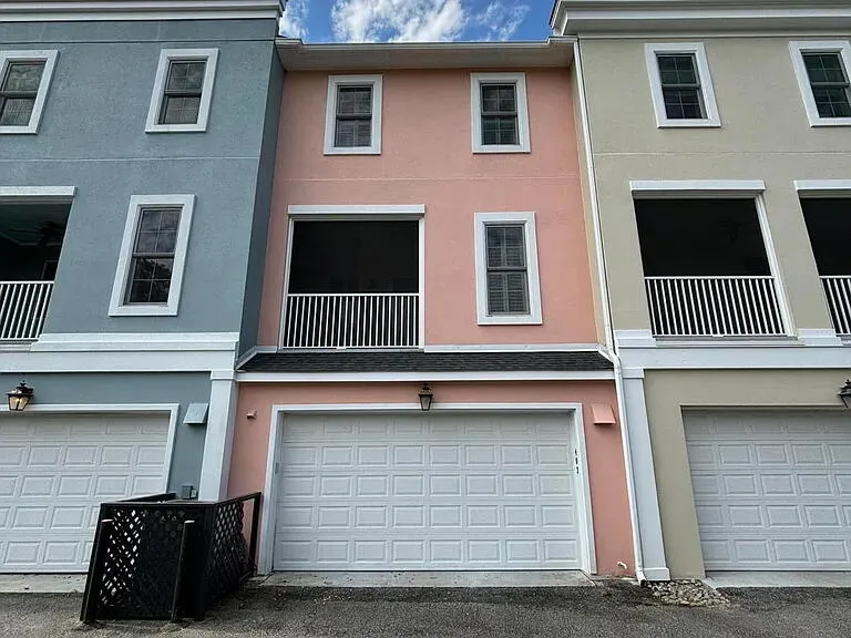 Property image 3 at 656 Coleman Boulevard 402, Mount Pleasant, SC 29464