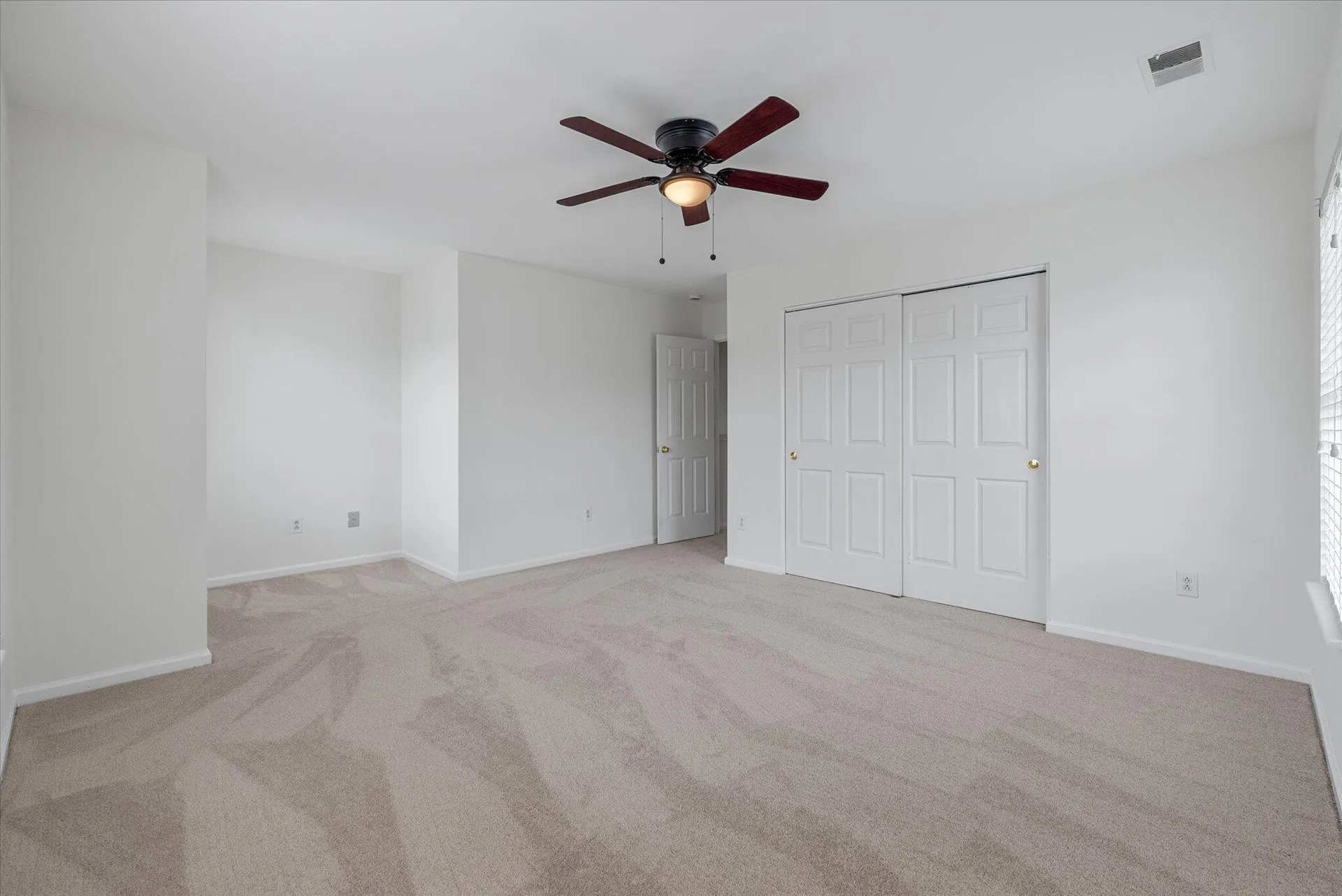 Property image 3 at 205 Southport Drive, Summerville, SC 29483