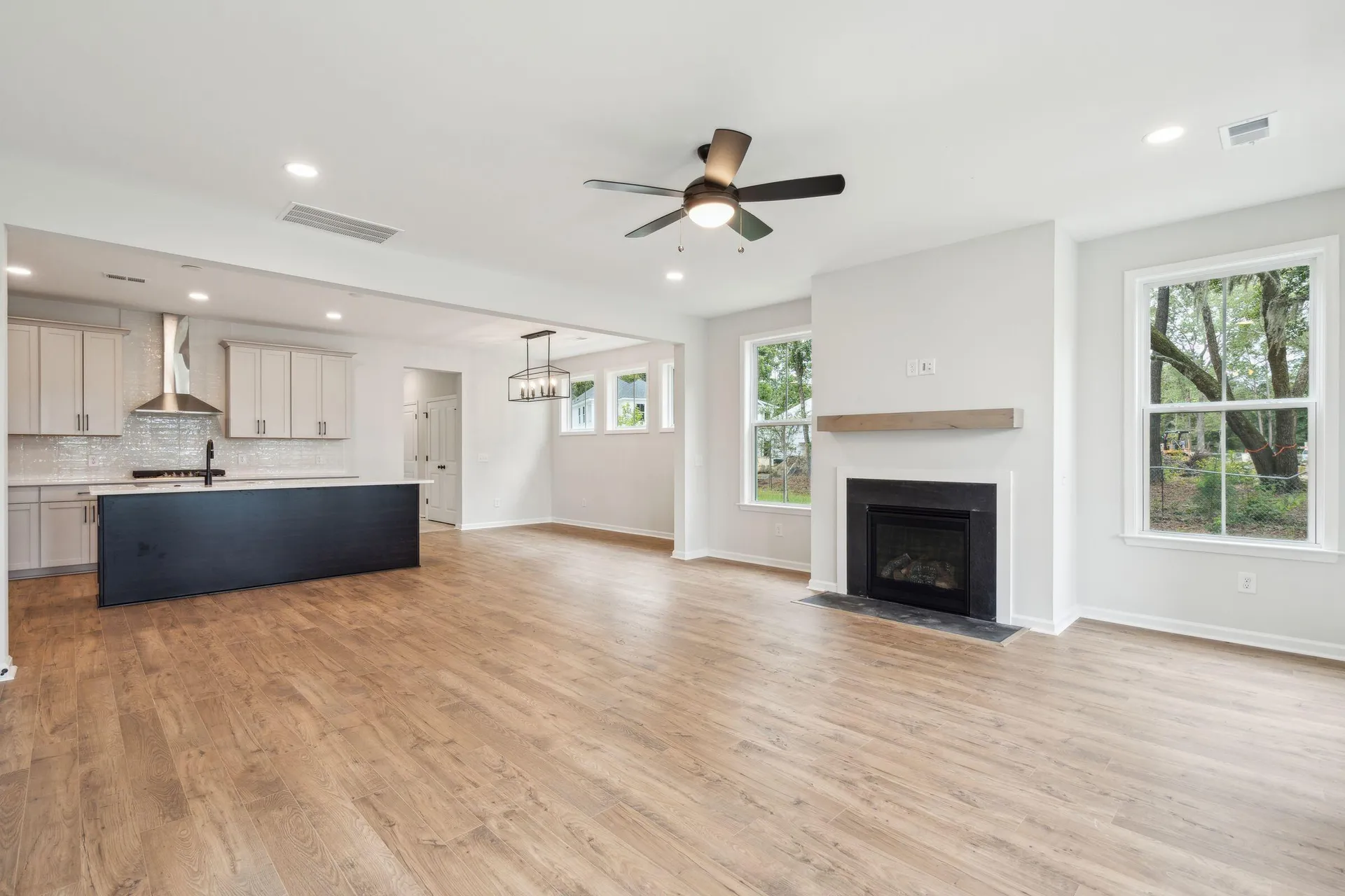 Property image 5 at 746 Minton Road, Charleston, SC 29412