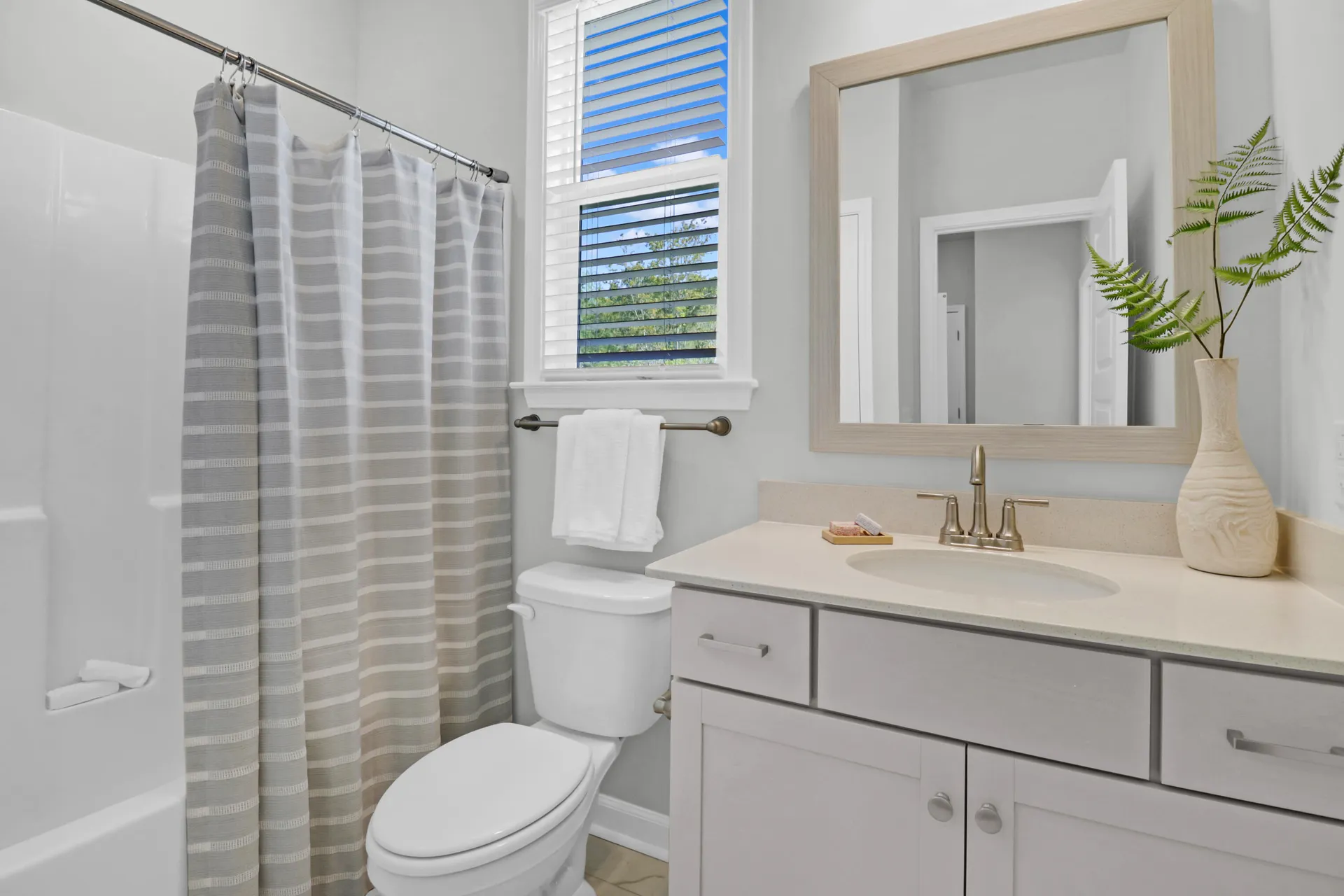 Property image 3 at 143 Brown Swiss Circle, Summerville, SC 29483