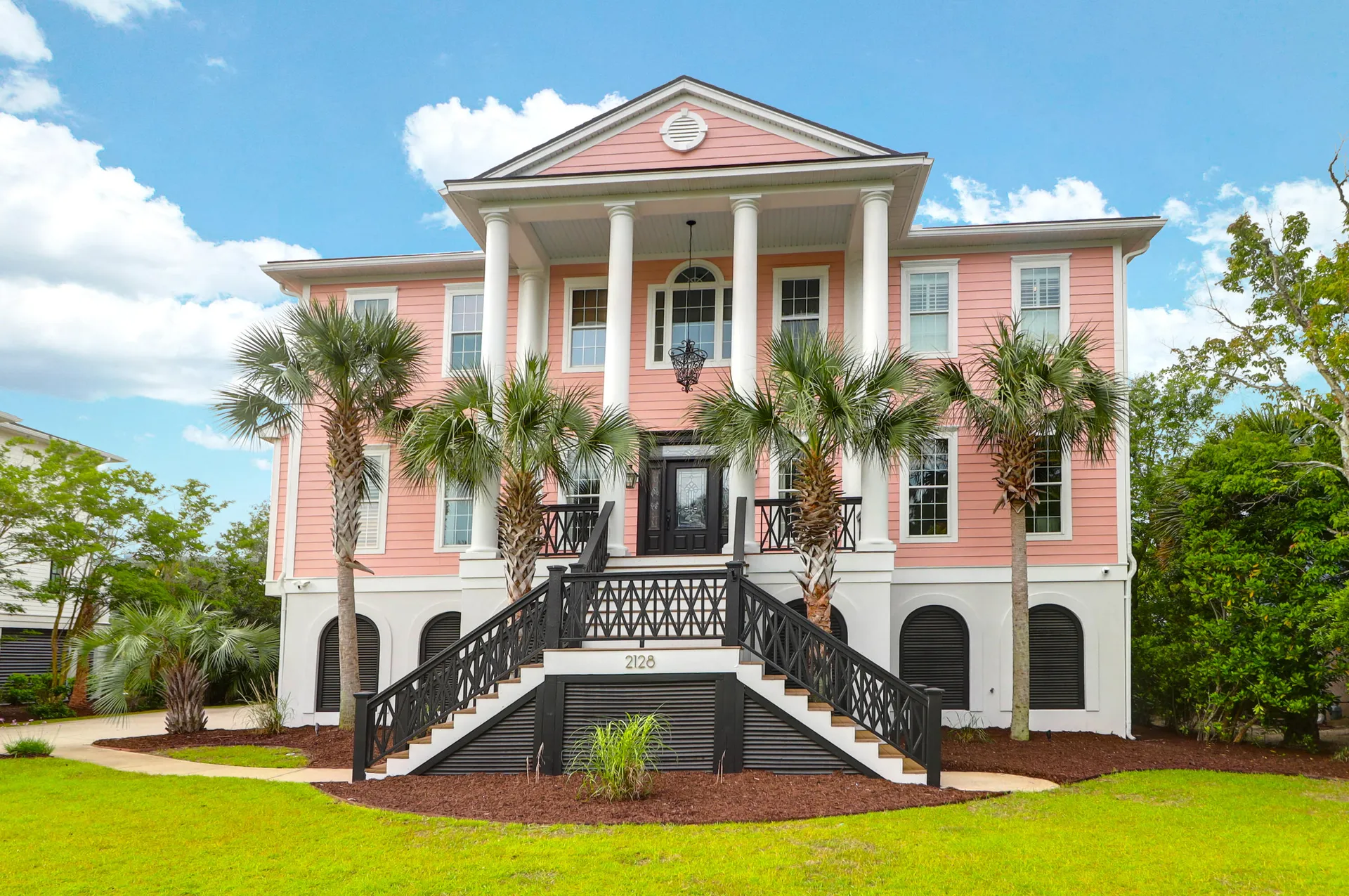 Rivertowne Country Club, Mount Pleasant Community