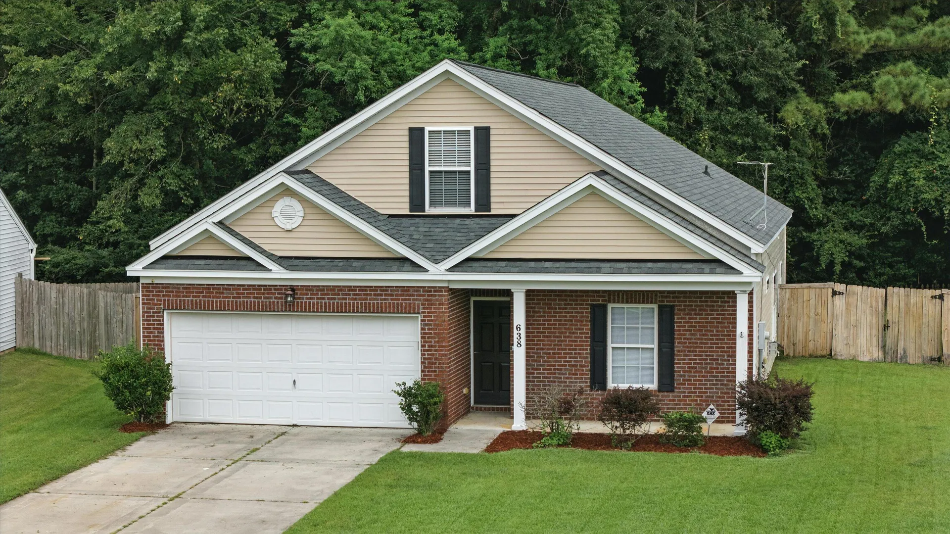 Property image 3 at 638 English Oak Circle, Moncks Corner, SC 29461