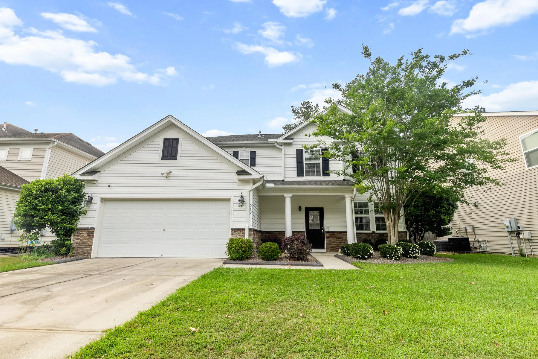Blackberry Creek, Summerville Community