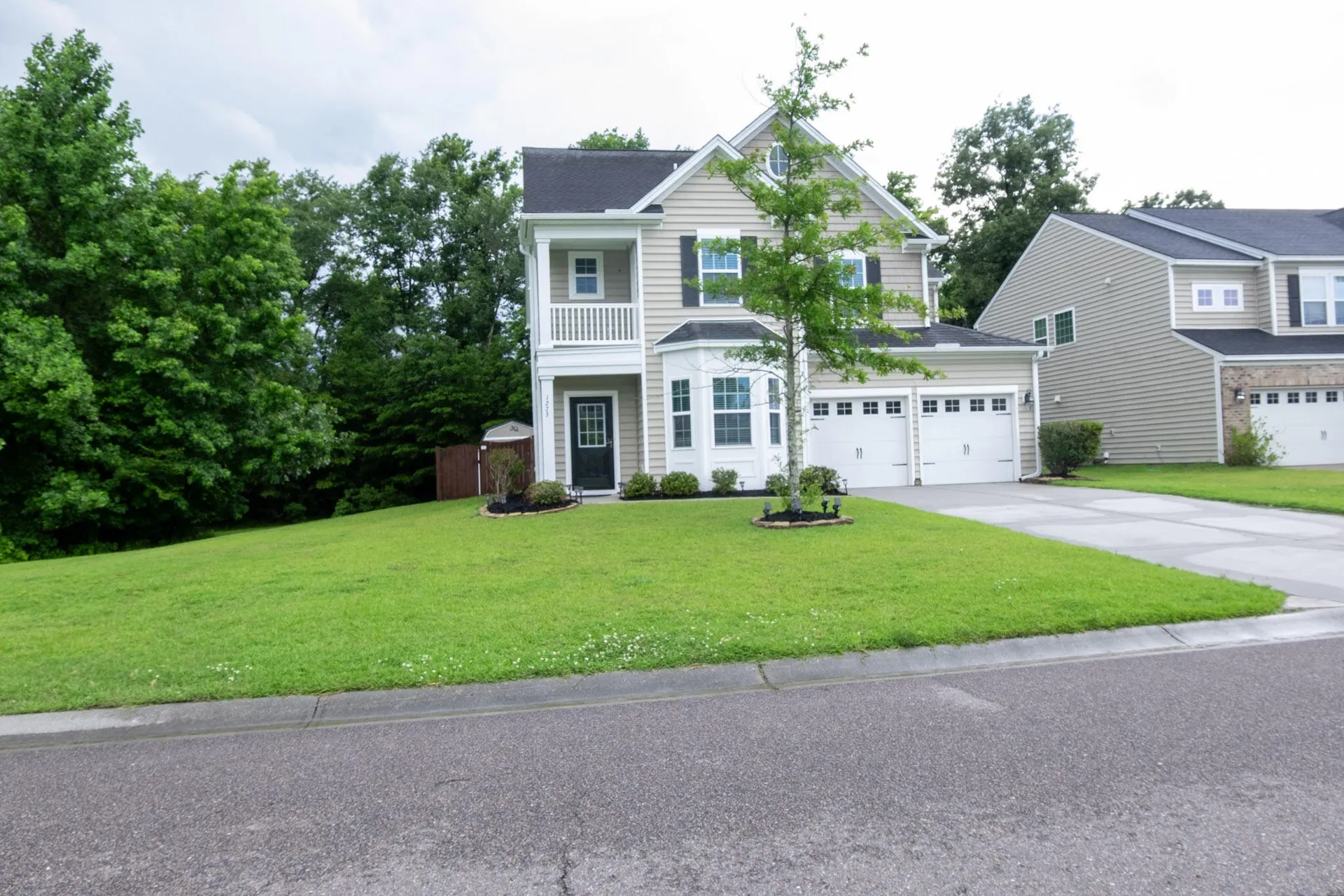 1273 Discovery Drive