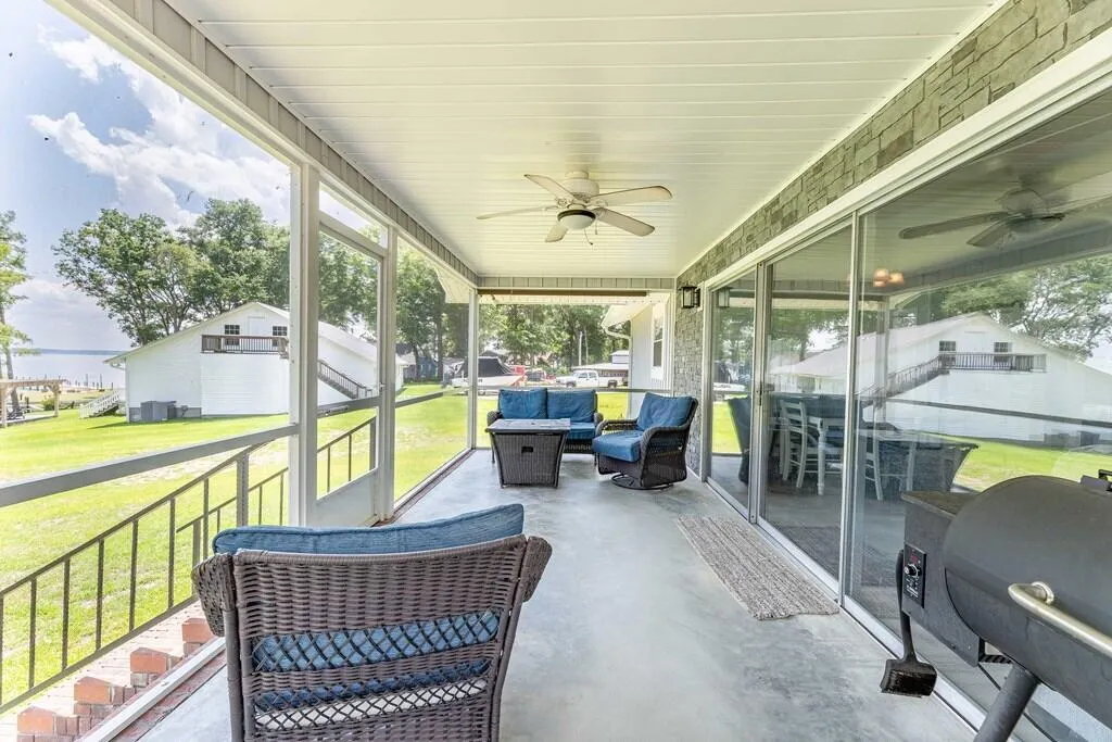 Property image 2 at 1198 Rugby Avenue, Summerton, SC 29148