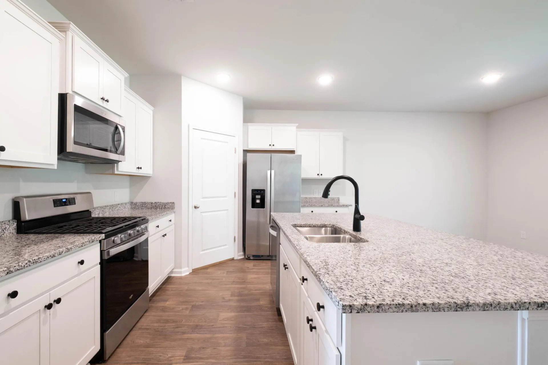 Property image 2 at 123 Lagoona Drive, Summerville, SC 29483