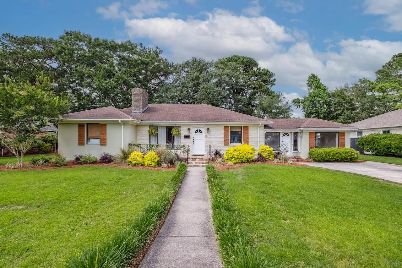 22 Charlestowne Road