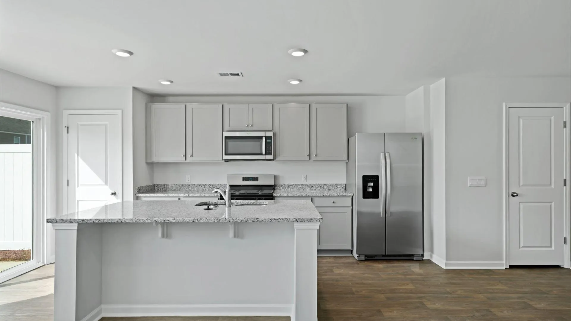 Property image 3 at 630 Pleasant Grove Way, Summerville, SC 29486