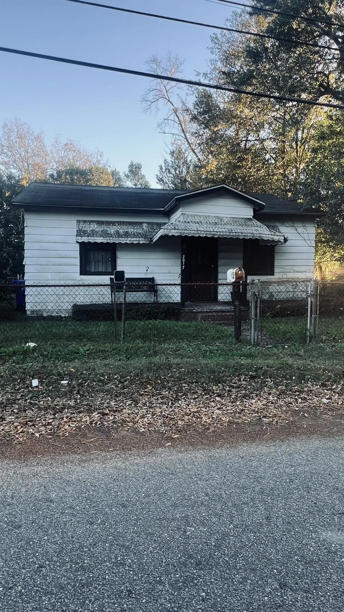 2017 Hampton Avenue