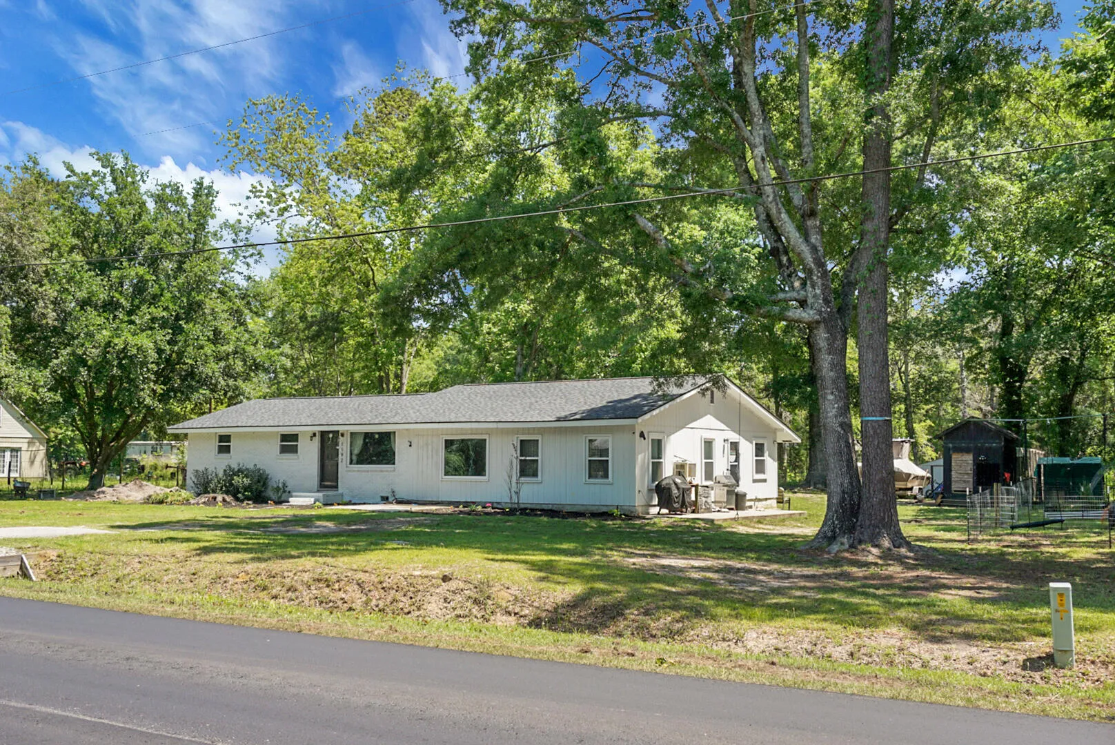 Property image 2 at 1192 Church Of God Road, Bonneau, SC 29431