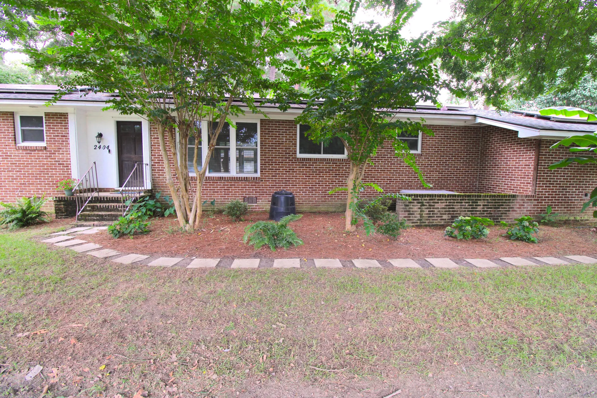 Property image 2 at 2404 Menola Avenue, Charleston, SC 29414
