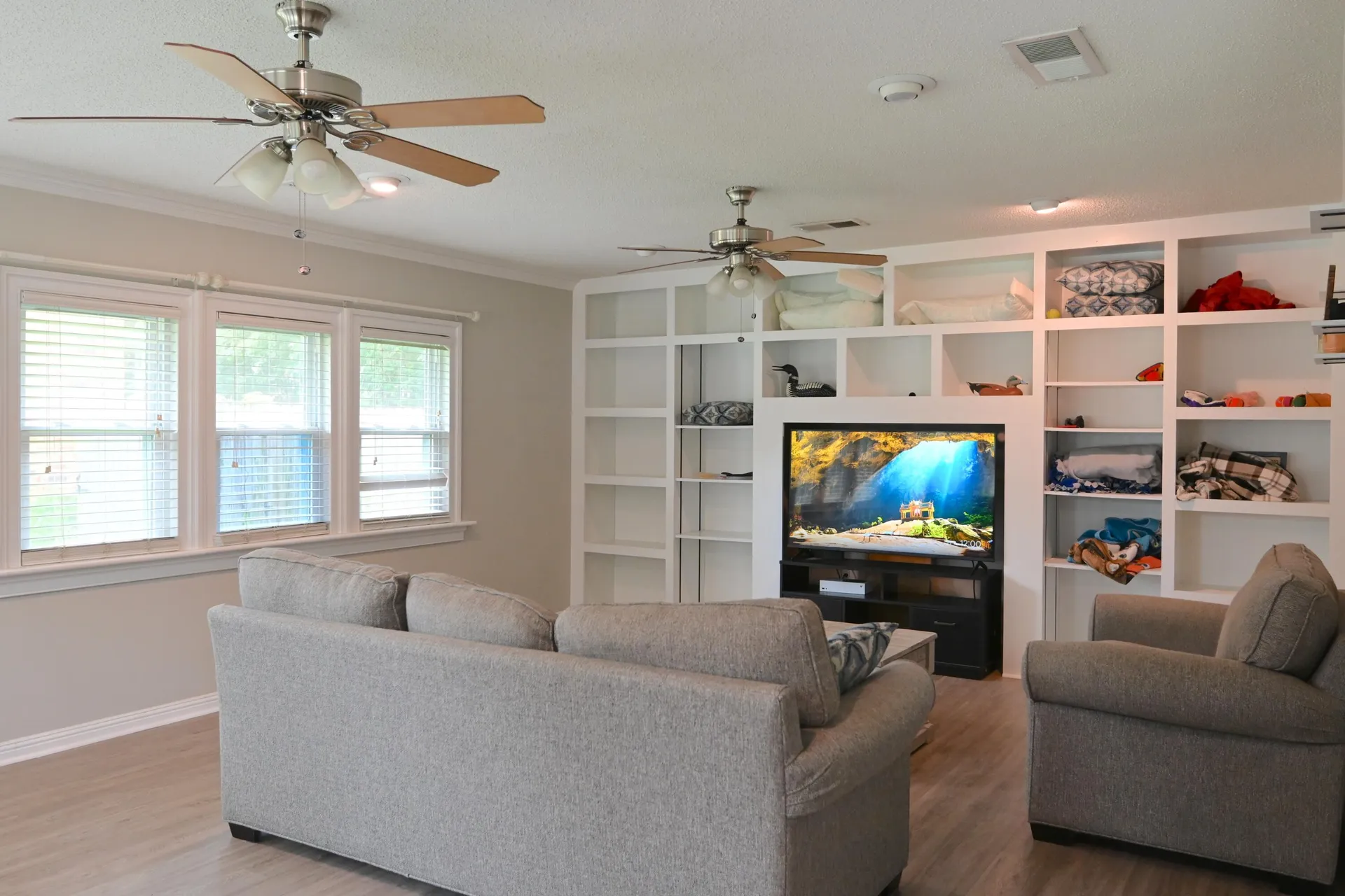 Property image 3 at 301 Farm Road, Goose Creek, SC 29445