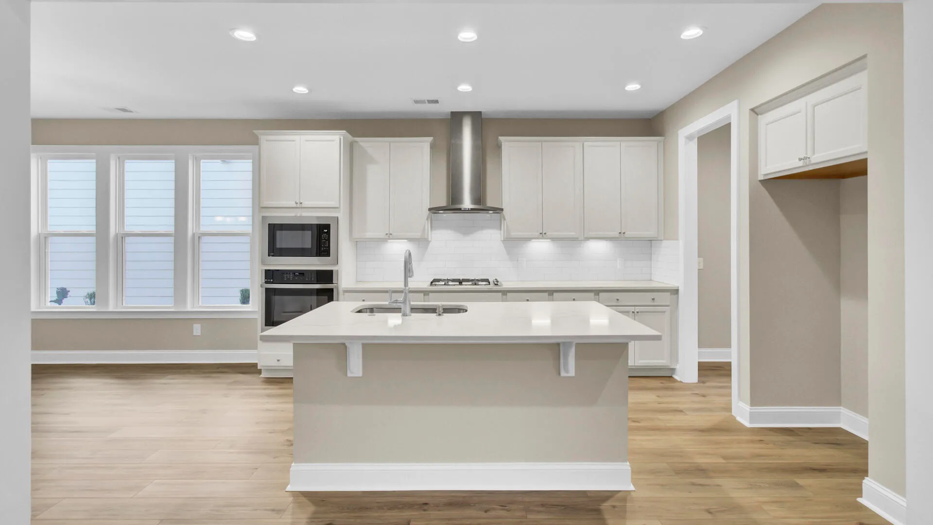 Property image 2 at 192 Collared Dove Court, Summerville, SC 29483