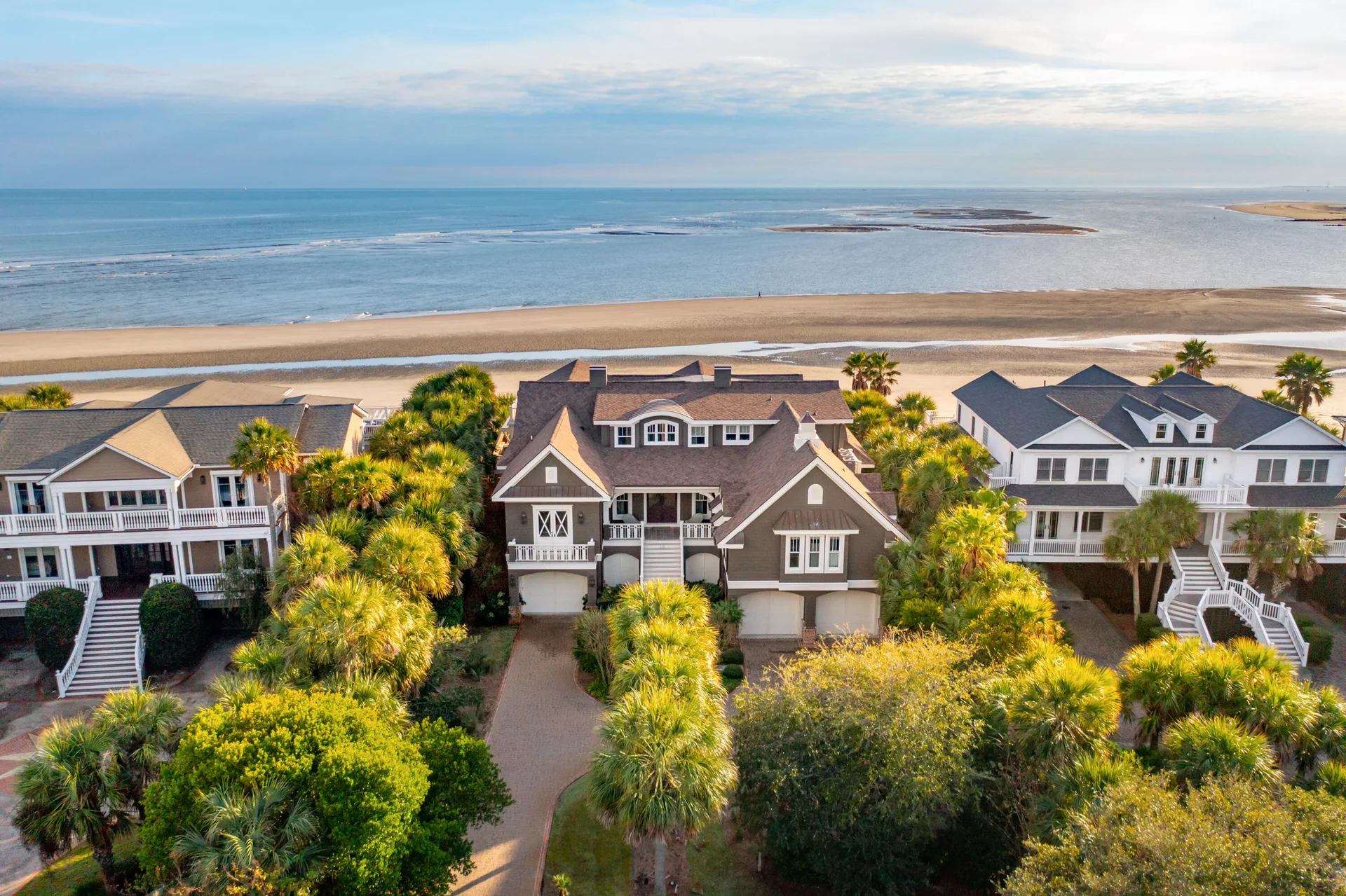 Isle of Palms, Isle of Palms Community