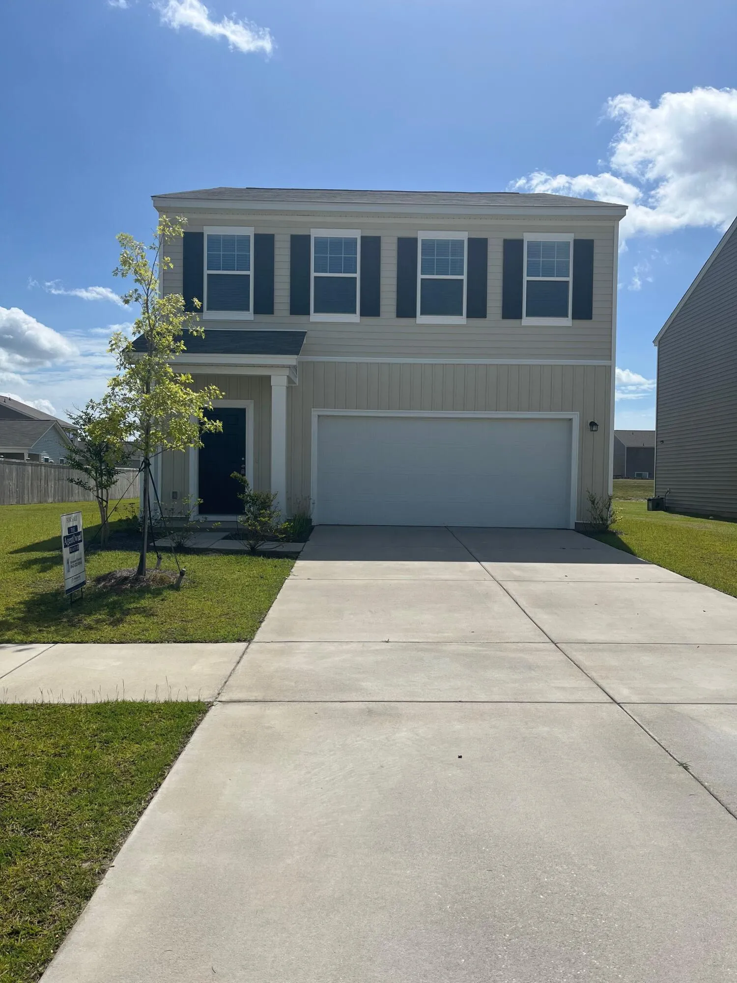 192 Lyra Lane