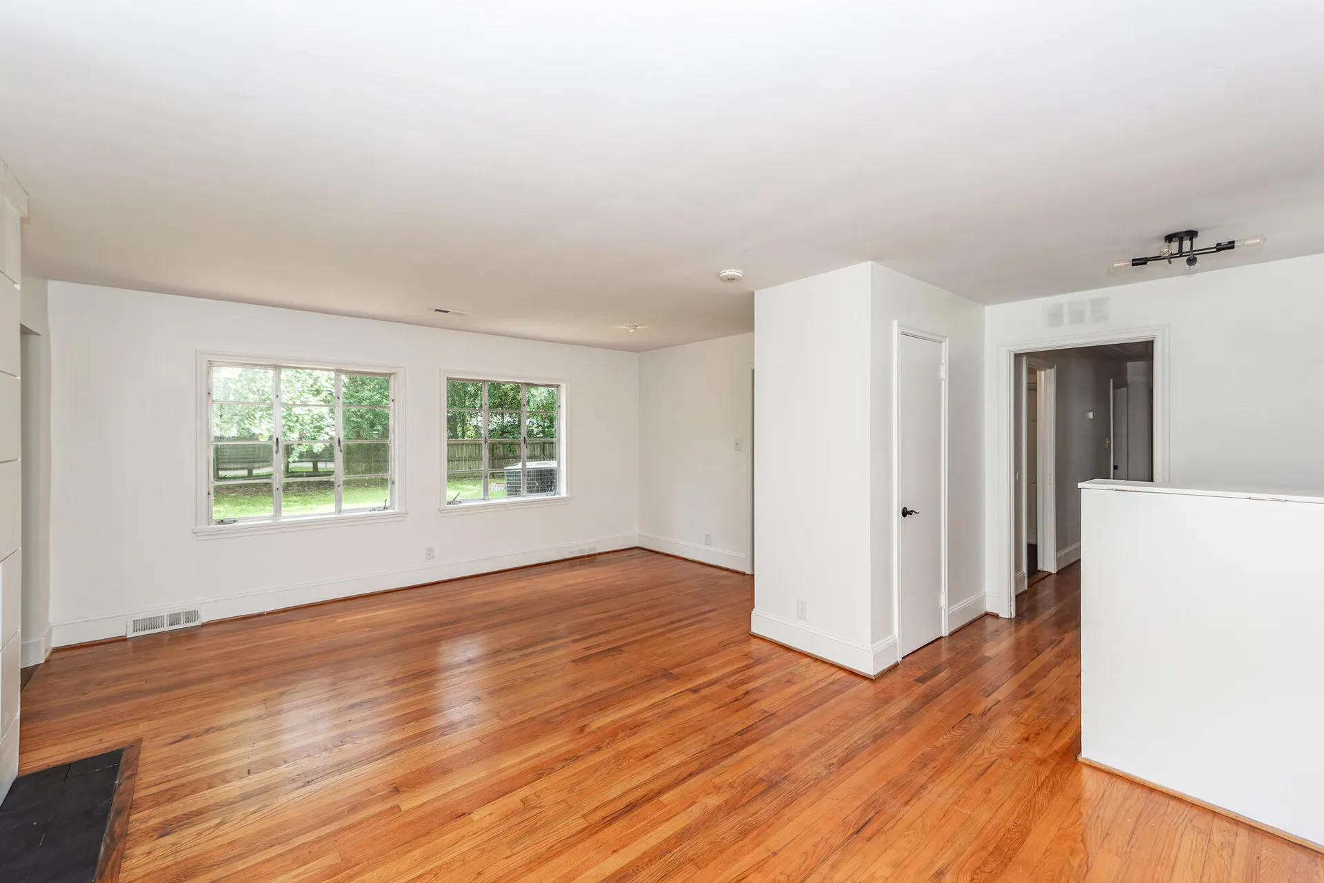 Property image 5 at 1315 S Sherwood Drive, Charleston, SC 29407