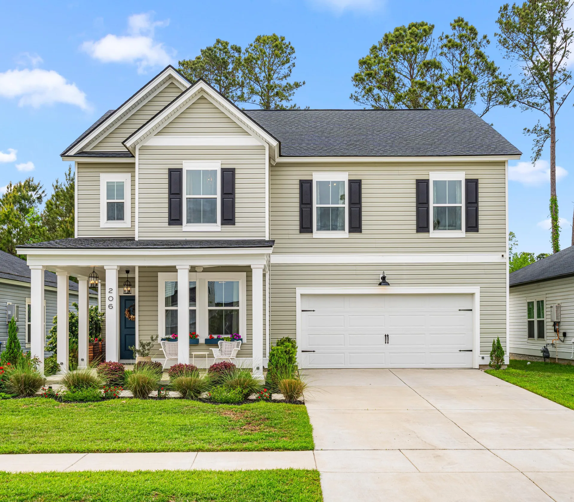 Property image 2 at 206 Red Bluff Street, Summerville, SC 29483