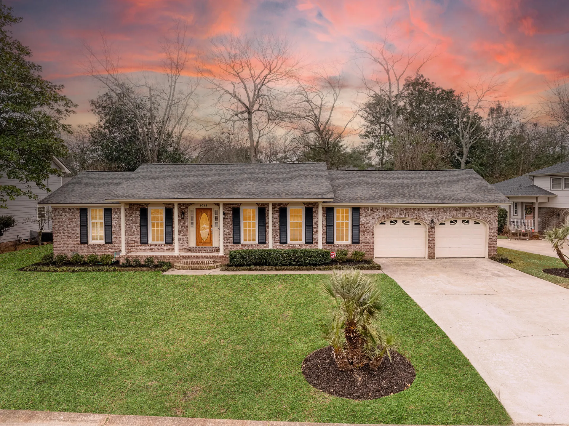 1043 Dominion Drive